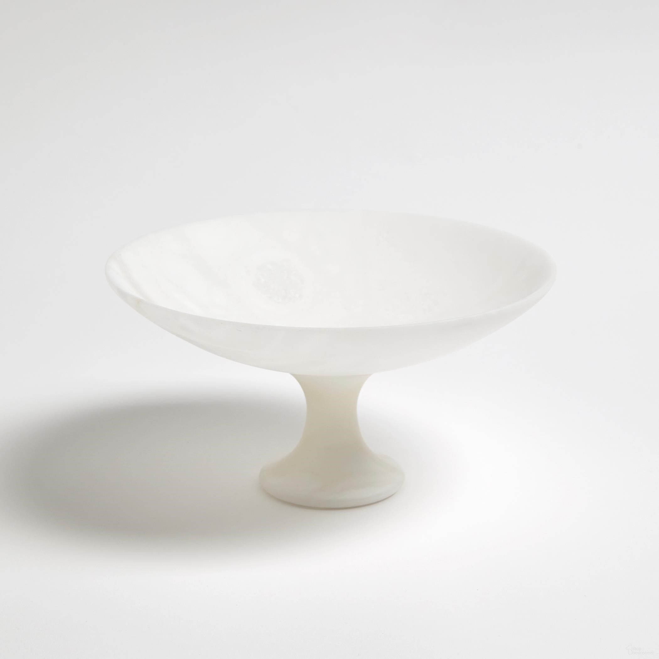 The appearance of Alabaster Medium Compote In White designed by Global Views in the modern / contemporary interior design. This white piece of furniture was selected by 1StopBedrooms from Alabaster Collection to add a touch of cosiness and style into your home. Sku: 331556. Material: Alabaster.