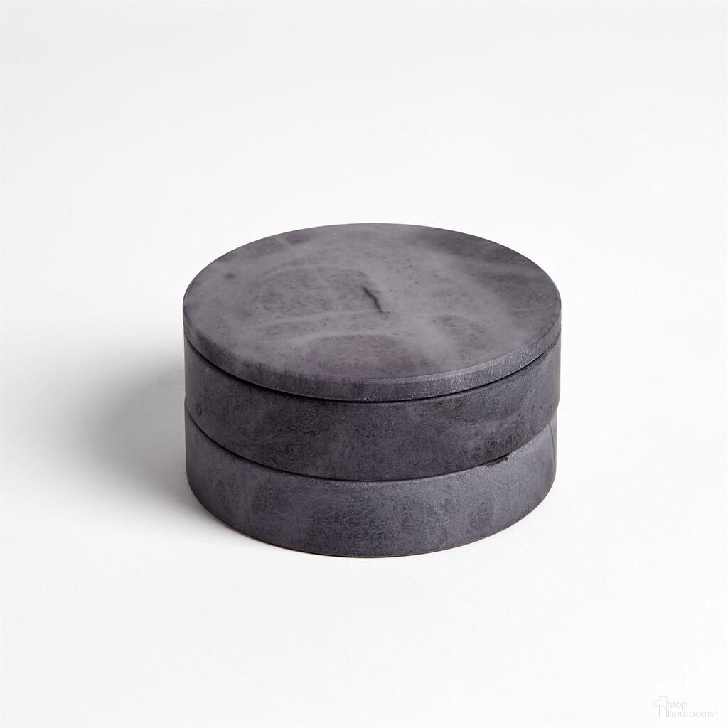 The appearance of Alabaster Swivel Box In Grey and Brass designed by Global Views in the modern / contemporary interior design. This grey and brass piece of furniture was selected by 1StopBedrooms from Alabaster Collection to add a touch of cosiness and style into your home. Sku: 331565. Material: Brass.