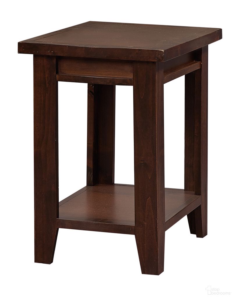 Alder Grove Chairside Table In Tobacco