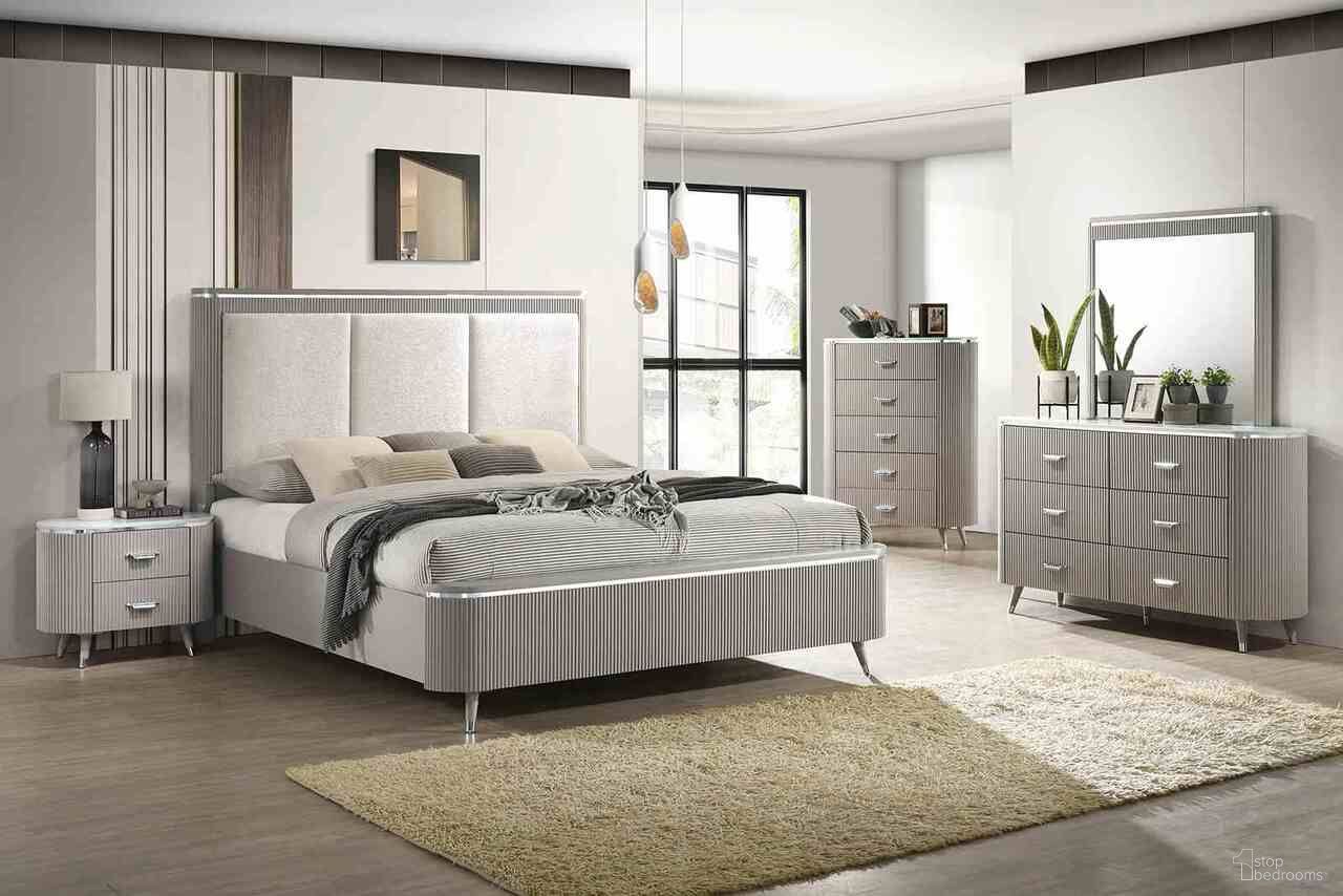 Aldridge Eastern king Bed In Light Gray