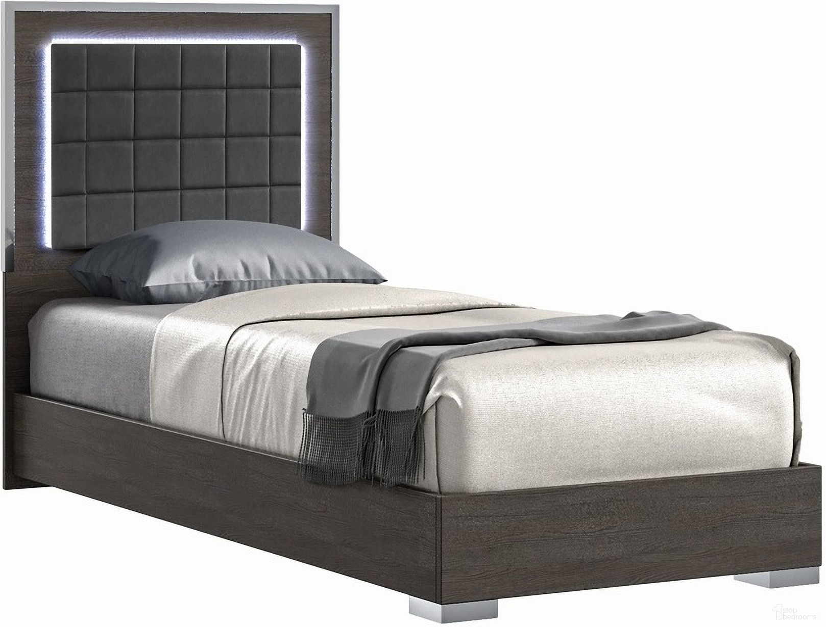 The appearance of Alice Twin Platform Bed In Matte Grey designed by J&M in the modern / contemporary interior design. This matte piece of furniture was selected by 1StopBedrooms from Alice Matte Gray Collection to add a touch of cosiness and style into your home. Sku: 15544-T. Bed Type: Platform Bed. Bed Size: Twin.