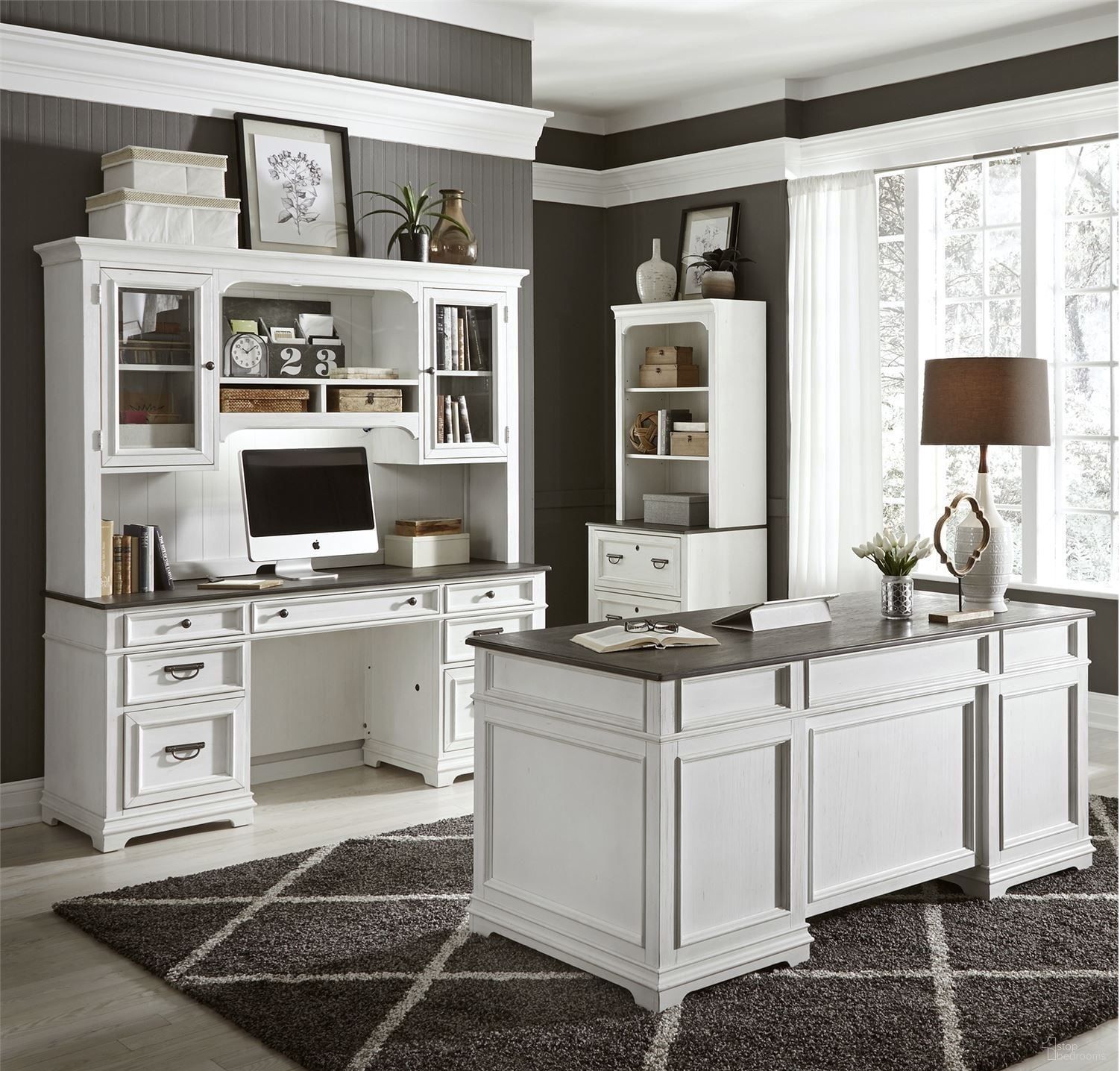 The appearance of Allyson Park Wirebrushed White Jr Executive Home Office Set designed by Liberty in the transitional interior design. This white and brown piece of furniture was selected by 1StopBedrooms from Allyson Park Collection to add a touch of cosiness and style into your home. Sku: 417-HO111B;417-HO111T;417-HO121;417-HO140;417-HO105B;417-HO105T. Material: Pine.