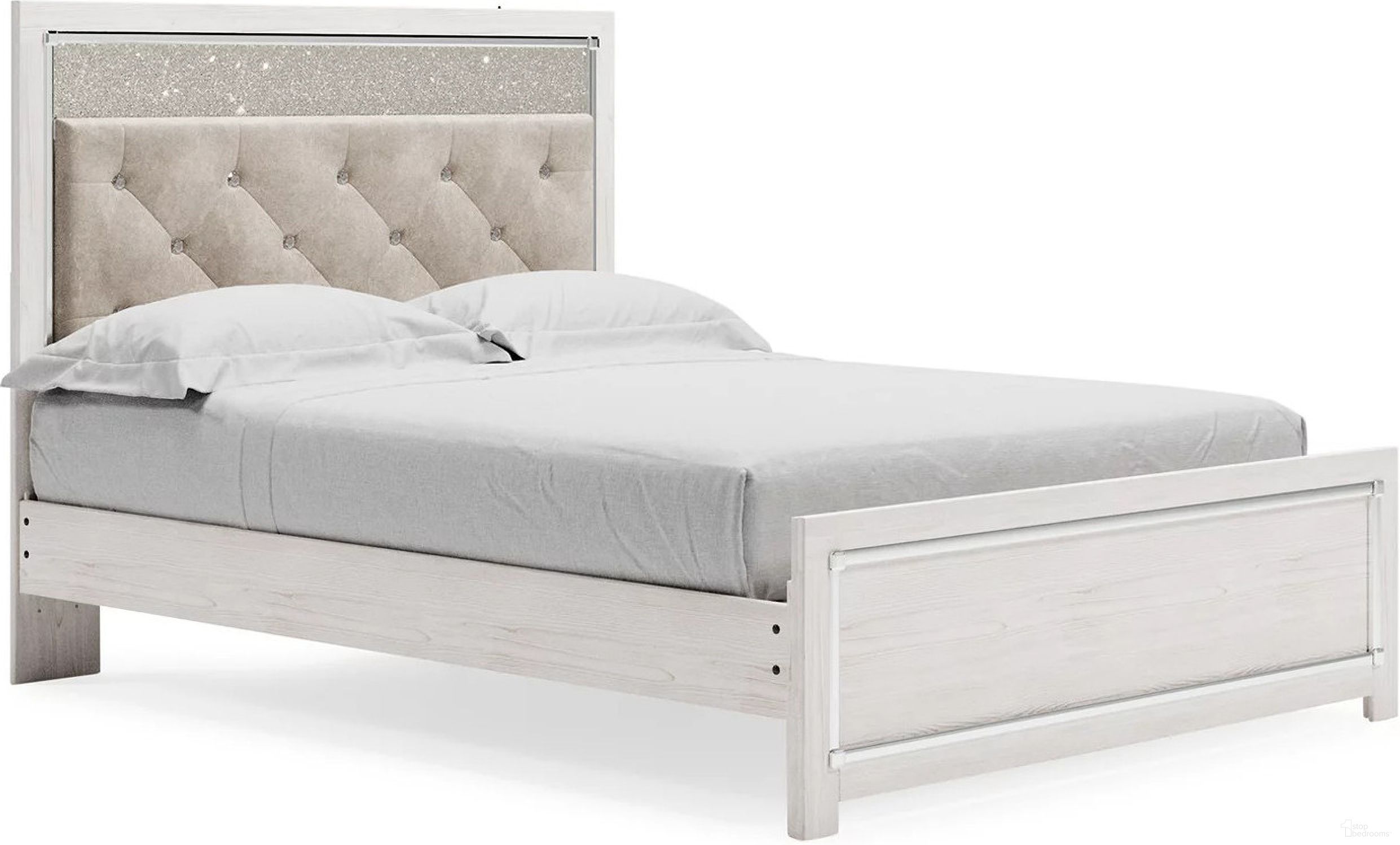 The appearance of Altyra Queen Panel Bed In White designed by Signature Design by Ashley in the modern / contemporary interior design. This white piece of furniture was selected by 1StopBedrooms from Altyra Collection to add a touch of cosiness and style into your home. Sku: B100-13;B2640-54;B2640-57;B2640-95. Bed Type: Panel Bed. Material: Fabric. Bed Size: Queen.