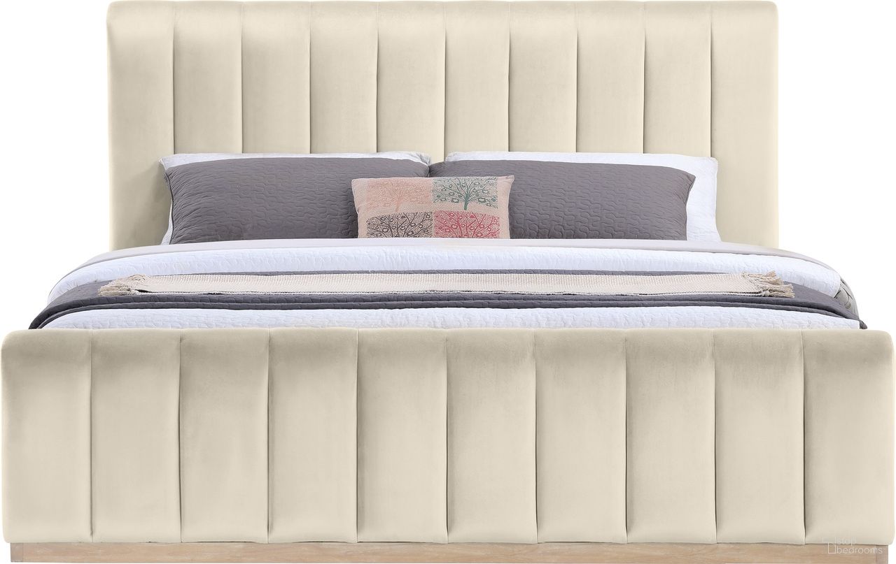 The appearance of Amara Velvet Upholstered King Bed In Cream designed by Meridian in the modern / contemporary interior design. This cream piece of furniture  was selected by 1StopBedrooms from Amara Collection to add a touch of cosiness and style into your home. Sku: AmaraCream-K Box 1/2 (Headboard / Slats);AmaraCream-K Box 2/2 (Footboard / Rail). Bed Size: King. Material: Velvet. Bed Type: Upholstered Bed.