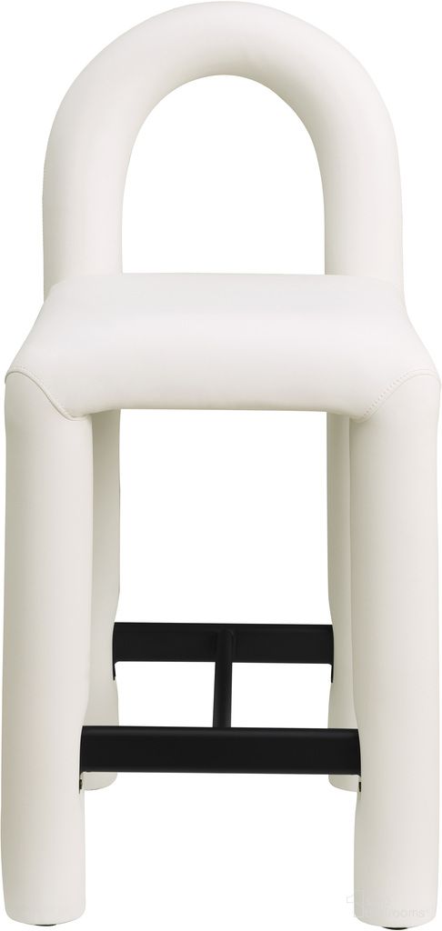 The appearance of Amari Vegan Leather Stool In Cream designed by Meridian in the modern / contemporary interior design. This cream piece of furniture was selected by 1StopBedrooms from Amari Collection to add a touch of cosiness and style into your home. Sku: 11064Cream-C. Material: Vegan Leather.