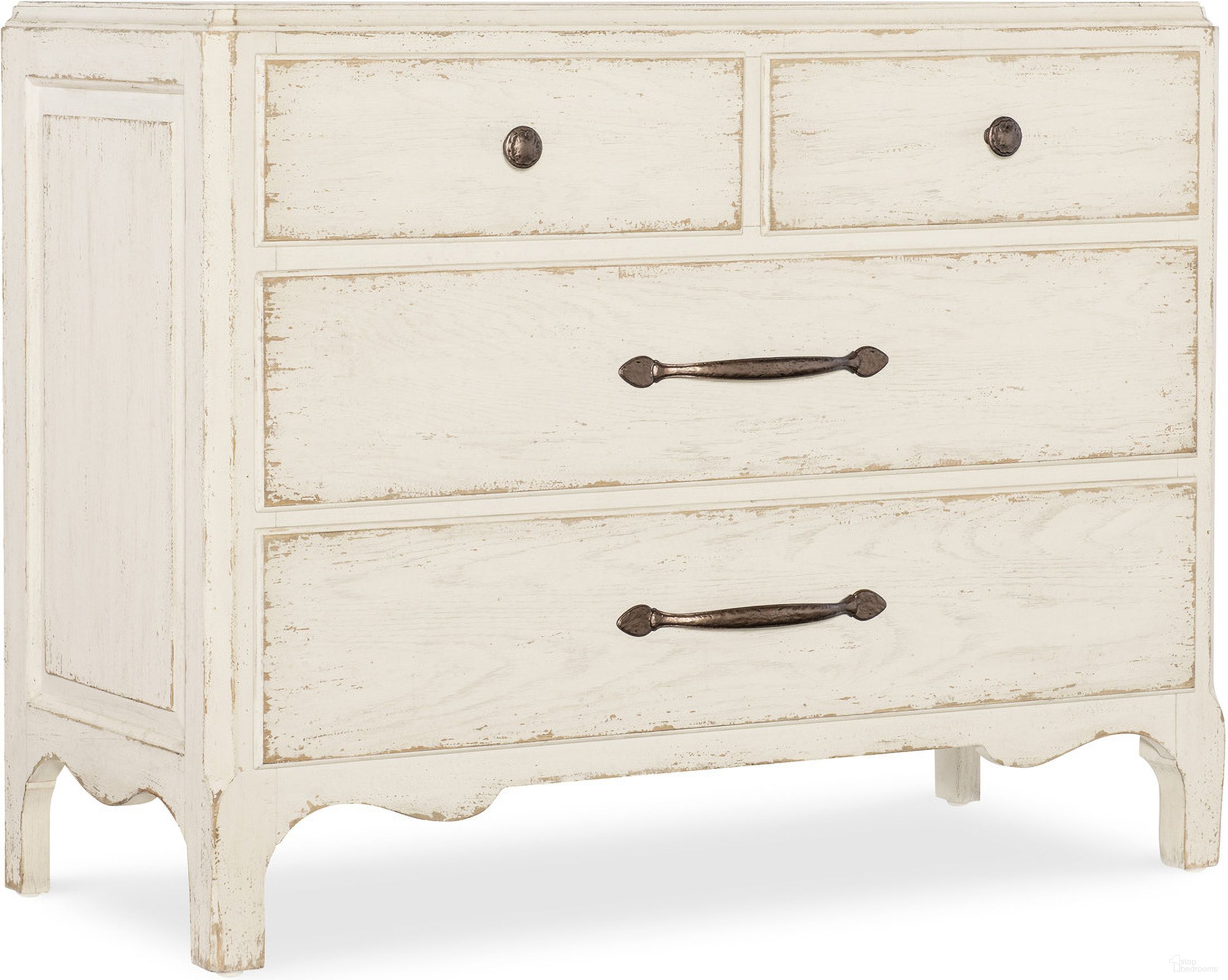 The appearance of Americana Bachelor Chest In White designed by Hooker in the transitional interior design. This white piece of furniture was selected by 1StopBedrooms from Americana Collection to add a touch of cosiness and style into your home. Sku: 7050-90217-02. Material: Oak Veneer.