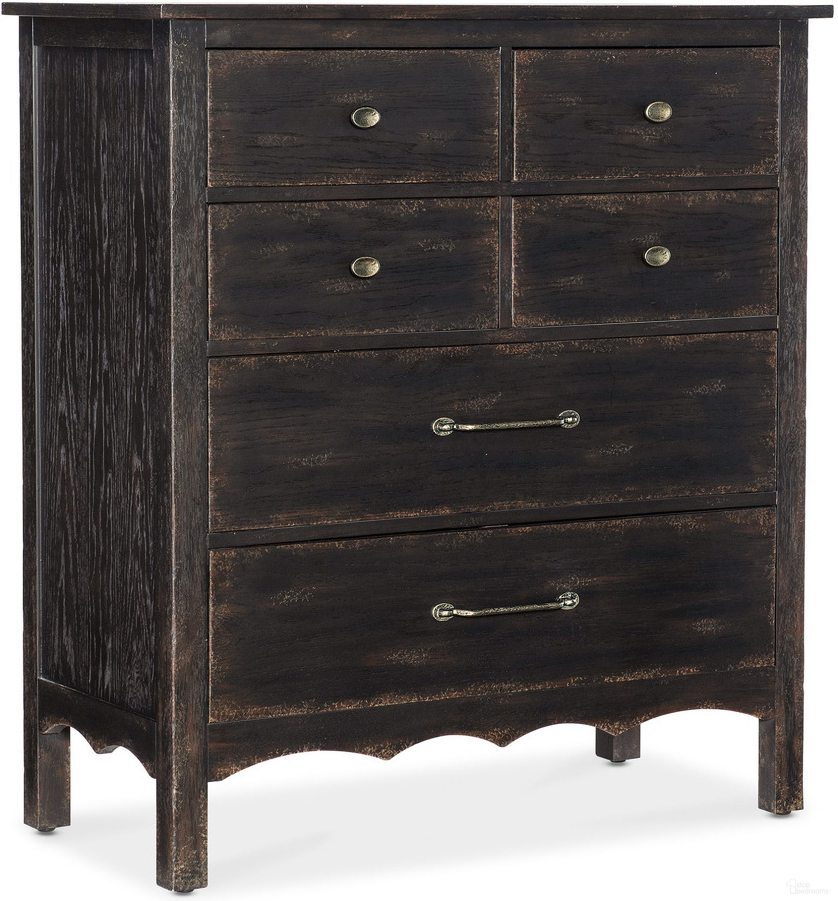 The appearance of Americana 42 Inch Six-Drawer Chest In Black designed by Hooker in the transitional interior design. This black piece of furniture  was selected by 1StopBedrooms from Americana Collection to add a touch of cosiness and style into your home. Sku: 7050-90110-89. Material: Oak Veneer.