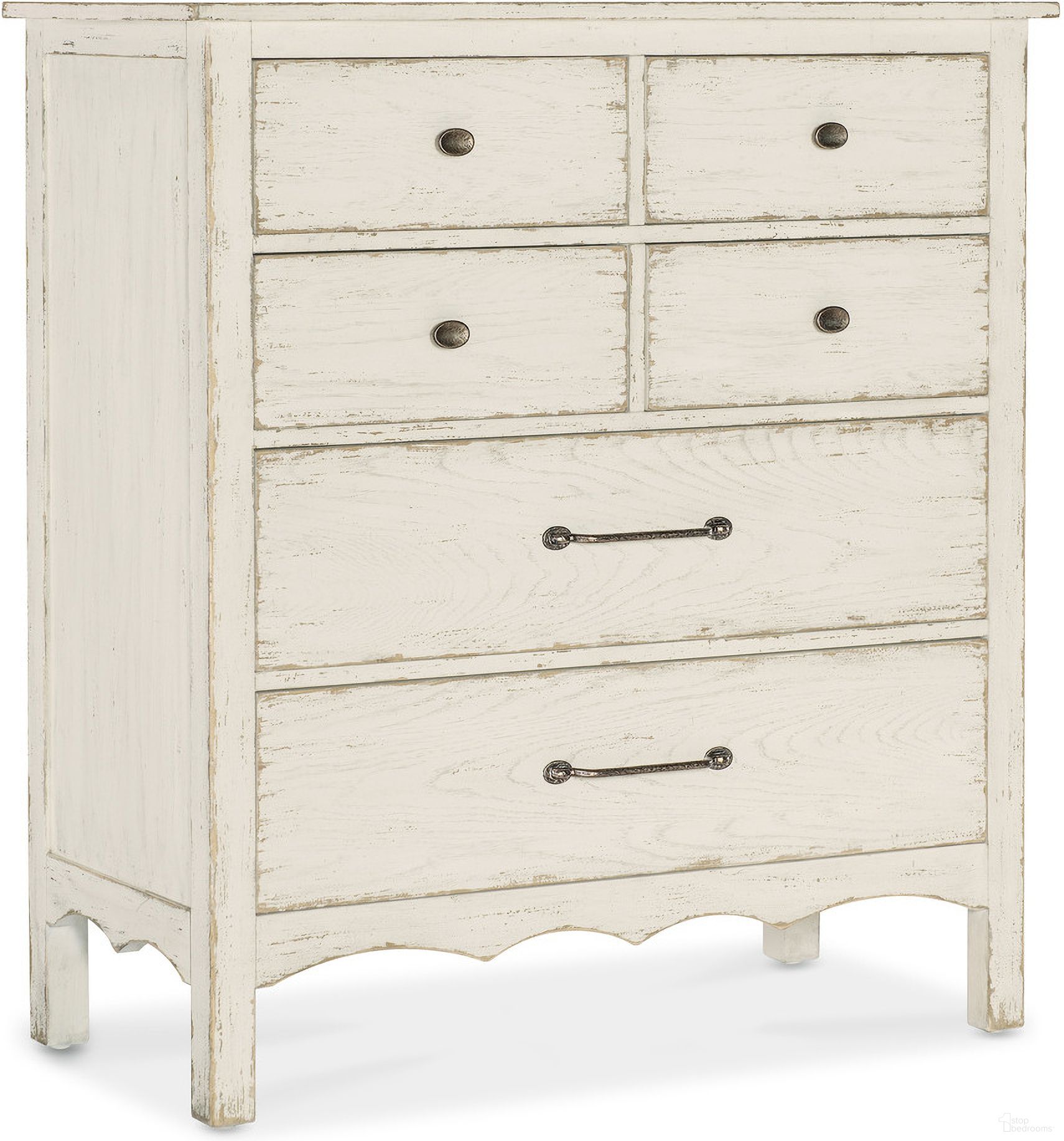 The appearance of Americana 42 Inch Six-Drawer Chest In White designed by Hooker in the transitional interior design. This white piece of furniture was selected by 1StopBedrooms from Americana Collection to add a touch of cosiness and style into your home. Sku: 7050-90110-02. Material: Oak Veneer.