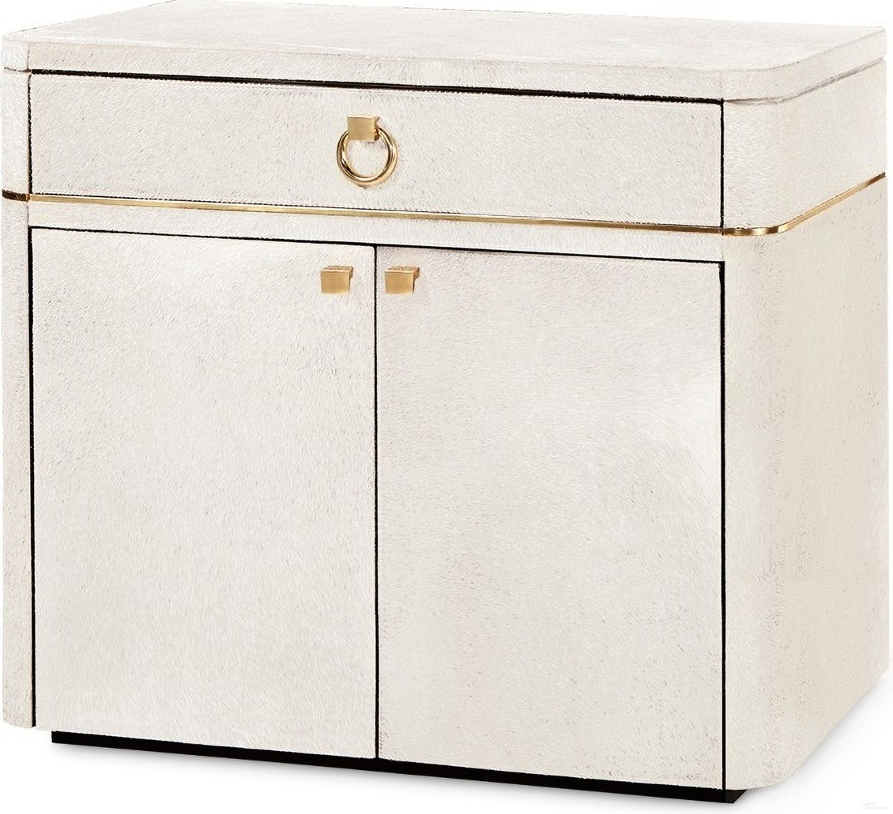 The appearance of Andre Cabinet In Snow designed by Villa & House in the transitional interior design. This snow piece of furniture was selected by 1StopBedrooms from Andre Collection to add a touch of cosiness and style into your home. Sku: ANR-125-489. Material: Leather.