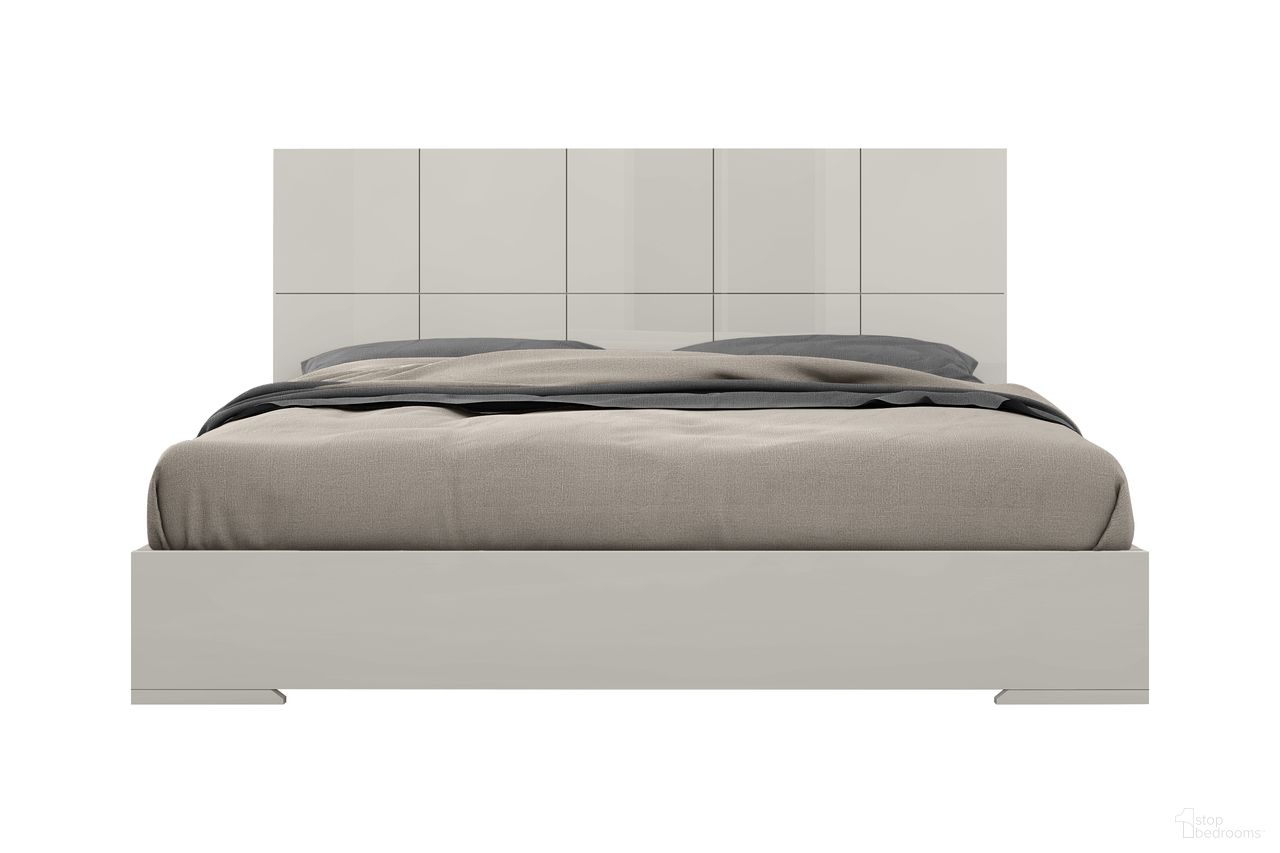 The appearance of Anna King Bed In Light Grey designed by Whiteline Modern Living in the modern / contemporary interior design. This light grey piece of furniture was selected by 1StopBedrooms from Anna Collection to add a touch of cosiness and style into your home. Sku: BK1207-LGRY. Bed Size: King.