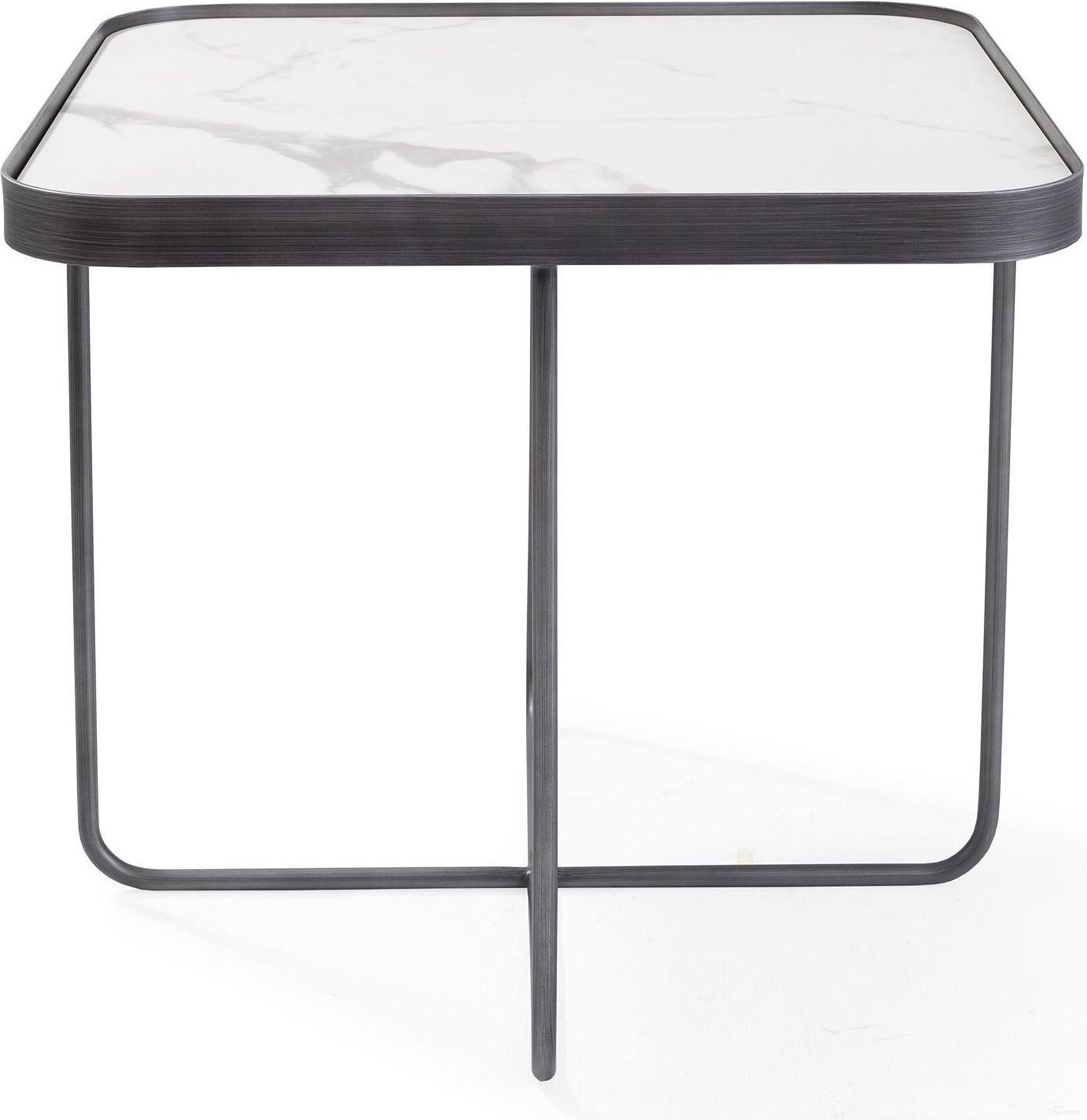The appearance of Anna White Coffee Table designed by Bellini Modern Living in the transitional interior design. This white piece of furniture  was selected by 1StopBedrooms from Anna Collection to add a touch of cosiness and style into your home. Sku: Anna CT. Material: Metal.