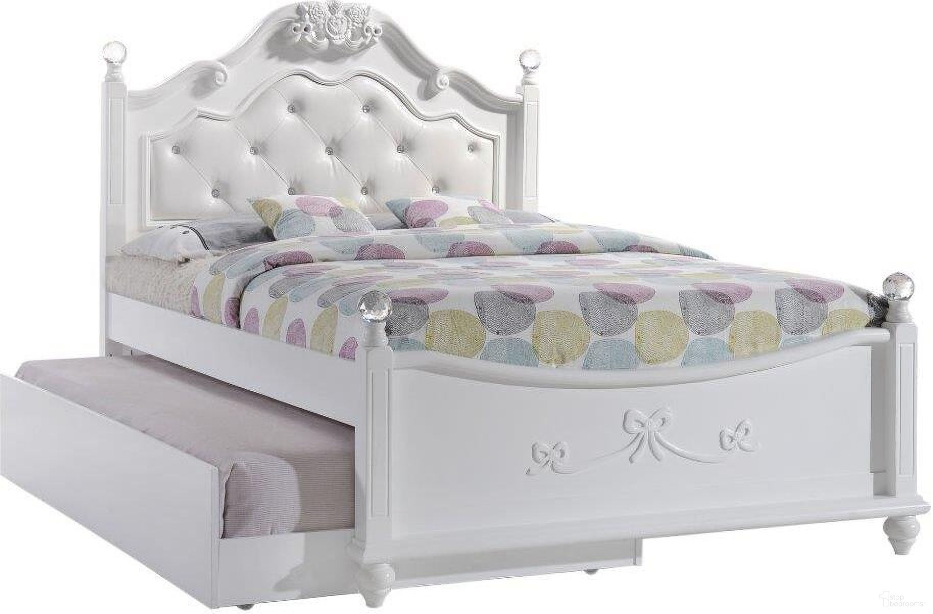 The appearance of Annie White Full Upholstered Poster Bed With Storage Trundle designed by Picket House in the transitional interior design. This white piece of furniture was selected by 1StopBedrooms from Annie Collection to add a touch of cosiness and style into your home. Sku: AN700FHF;AN700FR;AN700TT. Bed Type: Poster Bed. Material: Wood. Bed Size: Full.