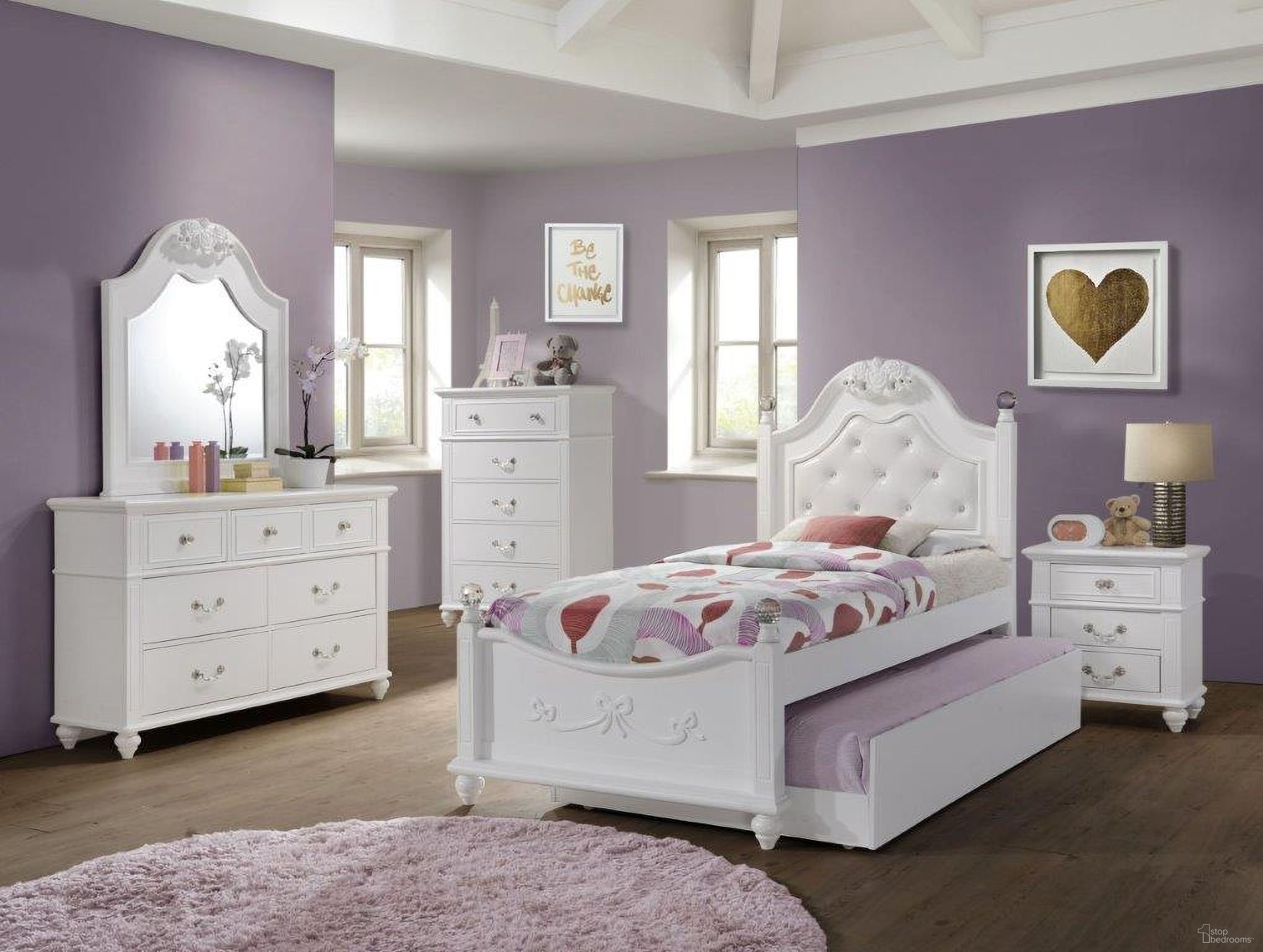 Annie White Youth Poster Upholstered Bedroom Set with Storage Trundle