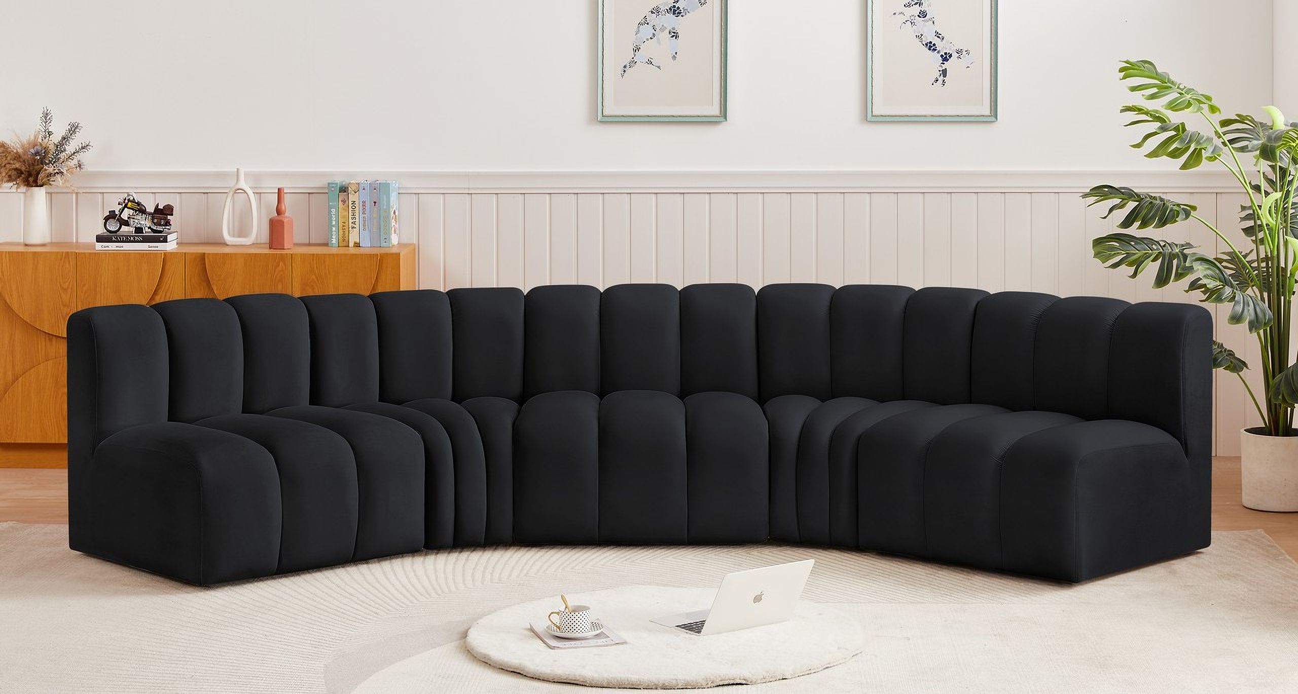 The appearance of Arc 5 Piece Modular Sofa In Black Velvet designed by Meridian in the modern / contemporary interior design. This black velvet piece of furniture  was selected by 1StopBedrooms from Arc Collection to add a touch of cosiness and style into your home. Sku: 103Black-ST;103Black-ST;103Black-ST;103Black-CC;103Black-CC. Material: Velvet. Layout: Modular.