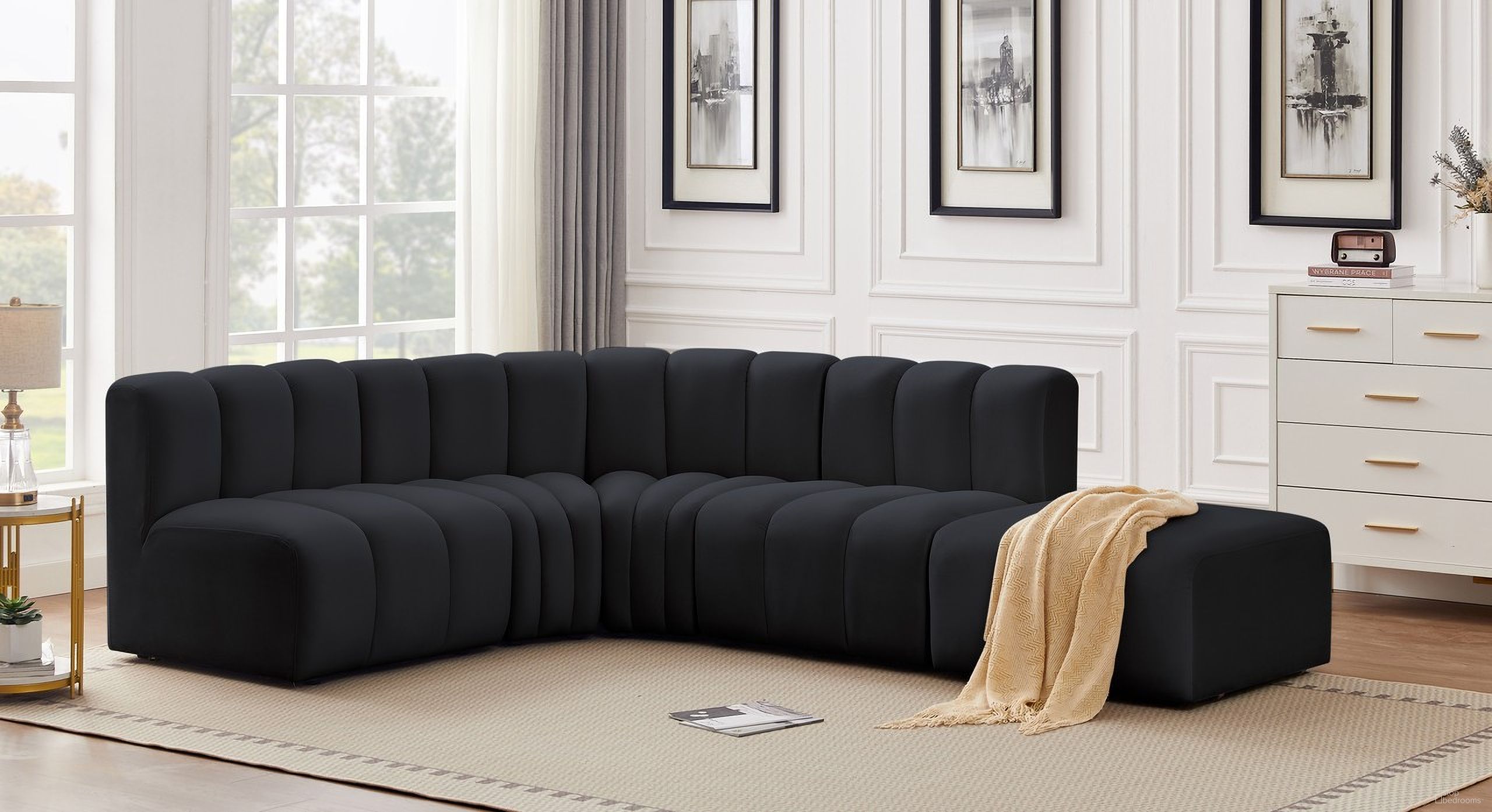 Arc 5 Piece Modular Sofa In Black Velvet