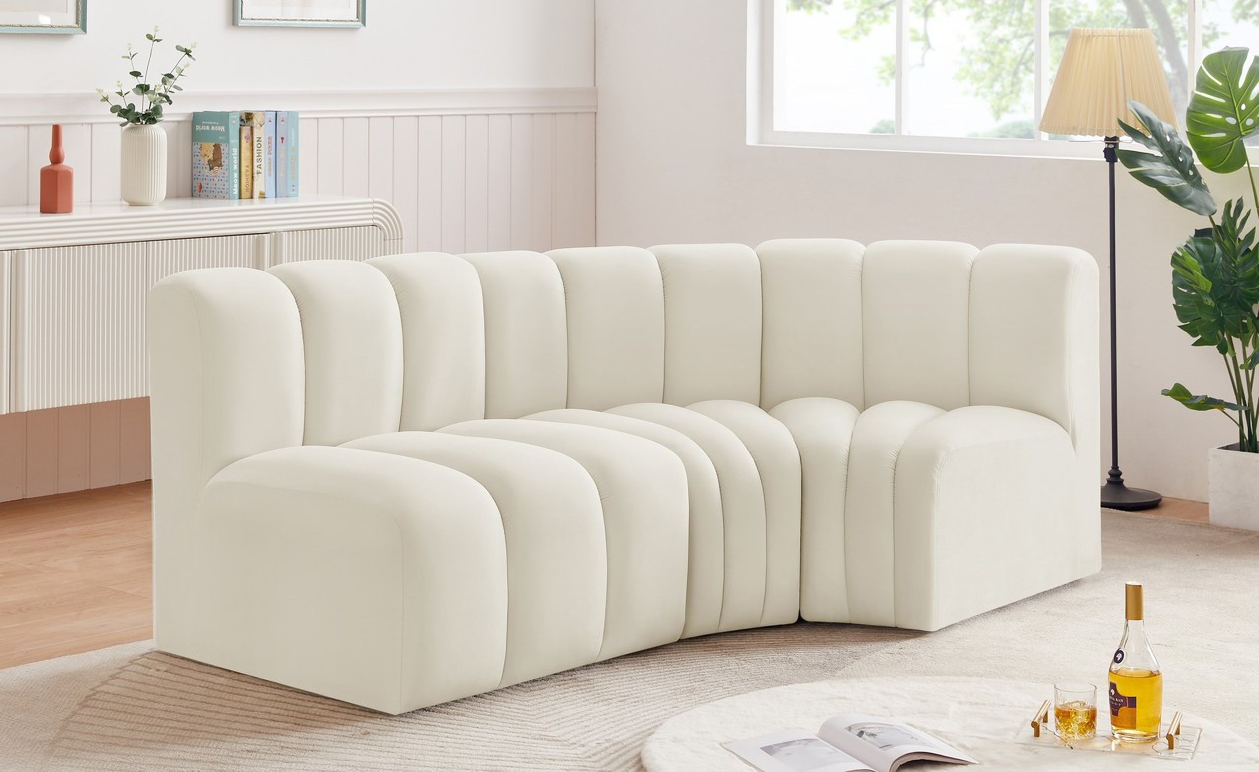The appearance of Arc 3 Piece Modular Sofa In Cream Velvet designed by Meridian in the modern / contemporary interior design. This cream velvet piece of furniture was selected by 1StopBedrooms from Arc Collection to add a touch of cosiness and style into your home. Sku: 103Cream-ST;103Cream-CC;103Cream-CC. Material: Velvet. Layout: Modular.