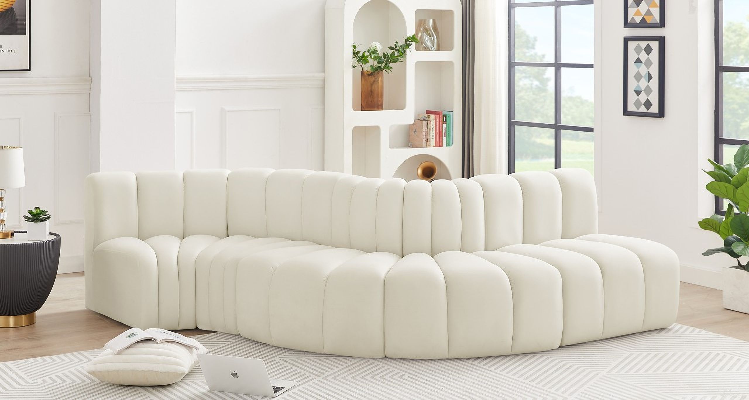 The appearance of Arc 5 Piece Modular Sofa In Cream Velvet designed by Meridian in the modern / contemporary interior design. This cream velvet piece of furniture was selected by 1StopBedrooms from Arc Collection to add a touch of cosiness and style into your home. Sku: 103Cream-ST;103Cream-CC;103Cream-CC;103Cream-RC;103Cream-RC. Material: Velvet. Layout: Modular.