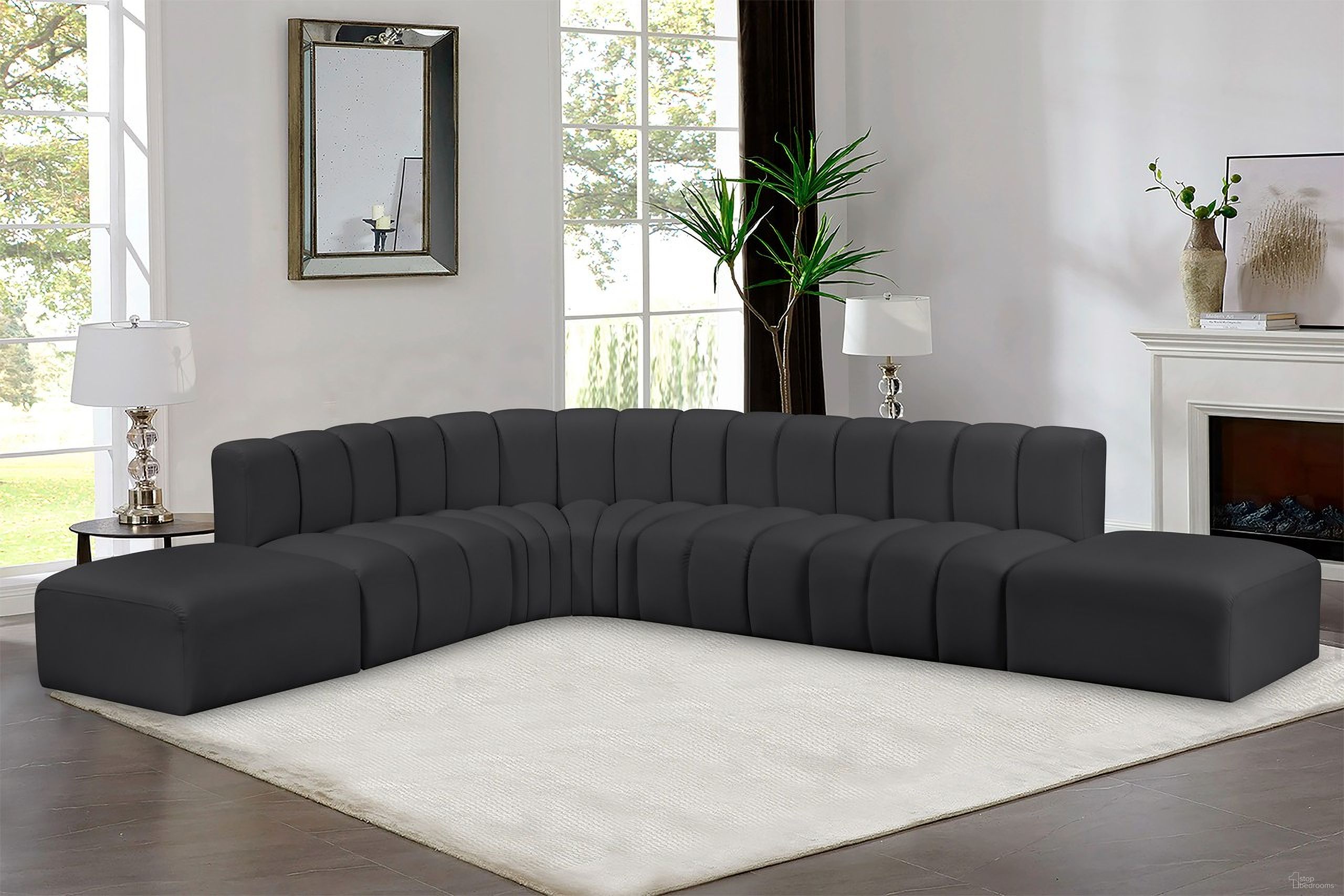 Arc Vegan Leather 7 Piece Modular Sofa In Black
