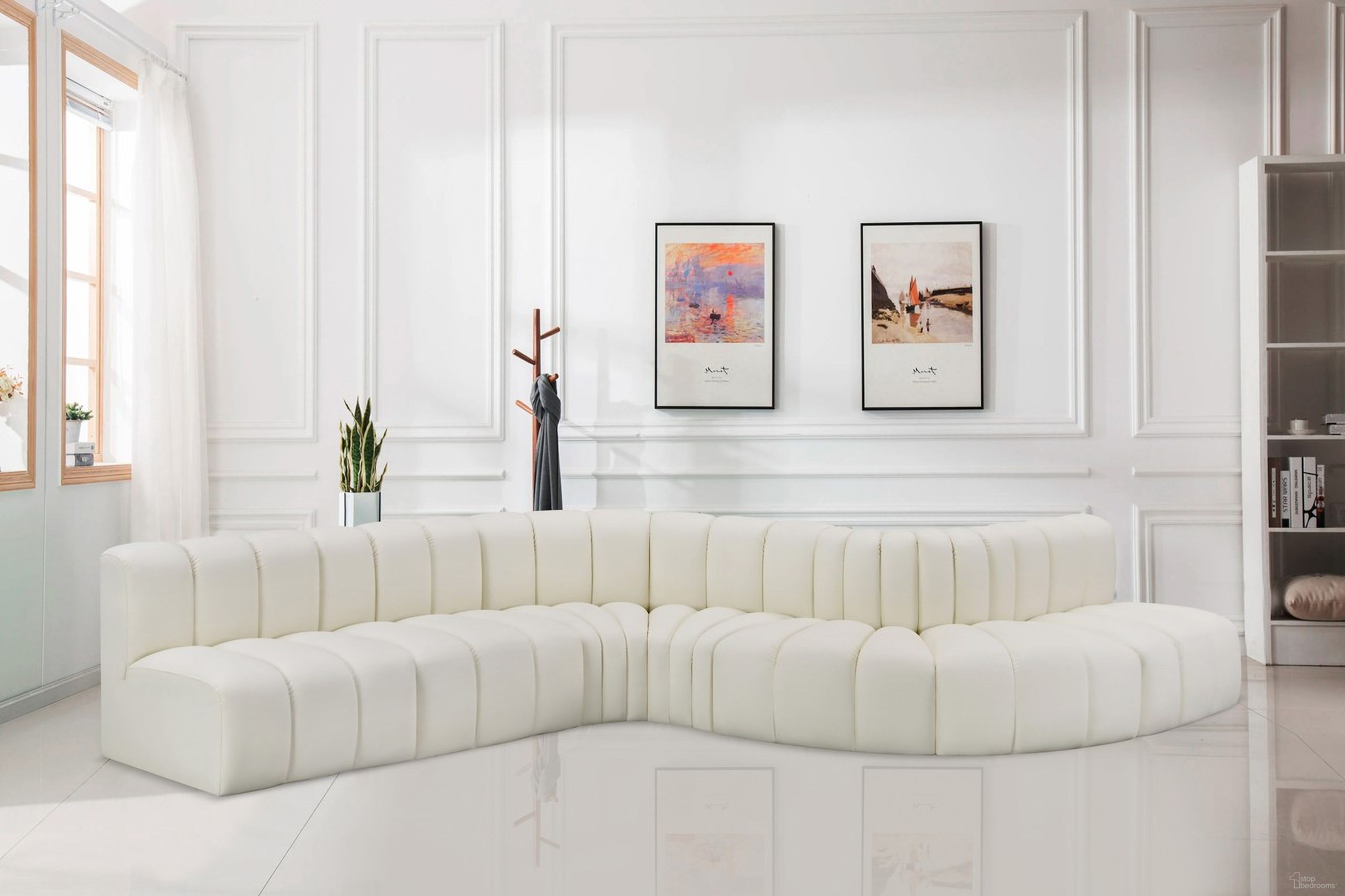 The appearance of Arc Vegan Leather 7 Piece Modular Sofa In Cream designed by Meridian in the modern / contemporary interior design. This cream piece of furniture was selected by 1StopBedrooms from Arc Collection to add a touch of cosiness and style into your home. Sku: 101Cream-ST;101Cream-ST;101Cream-ST;101Cream-CC;101Cream-CC;101Cream-RC;101Cream-RC. Material: Leather. Layout: Modular.