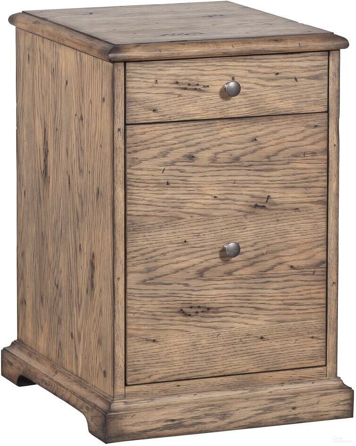 The appearance of Arcadian Mobile File In Burnished Oak designed by Fairfield Chair in the country / farmhouse interior design. This burnished oak piece of furniture was selected by 1StopBedrooms from Arcadian Collection to add a touch of cosiness and style into your home. Sku: 8063-MF. Material: Oak.