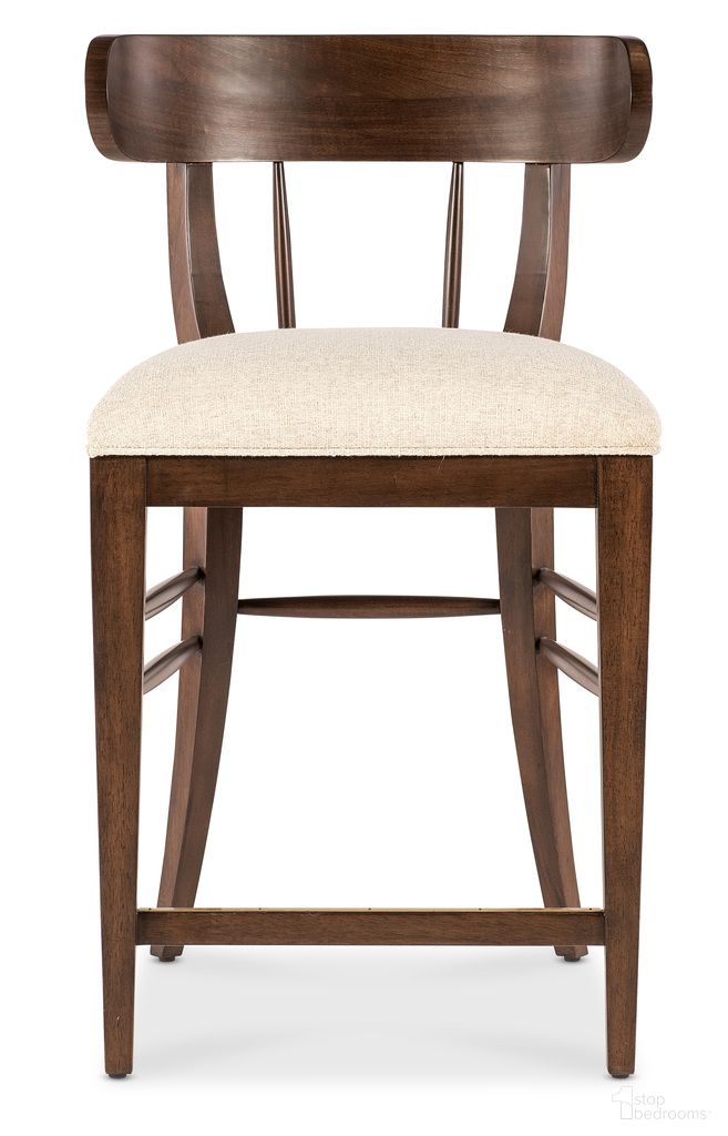 The appearance of Archives Counter Stool In Beige designed by Hooker in the traditional interior design. This beige piece of furniture was selected by 1StopBedrooms from Archives Collection to add a touch of cosiness and style into your home. Sku: 6123-75350-89. Material: Walnut Veneer.