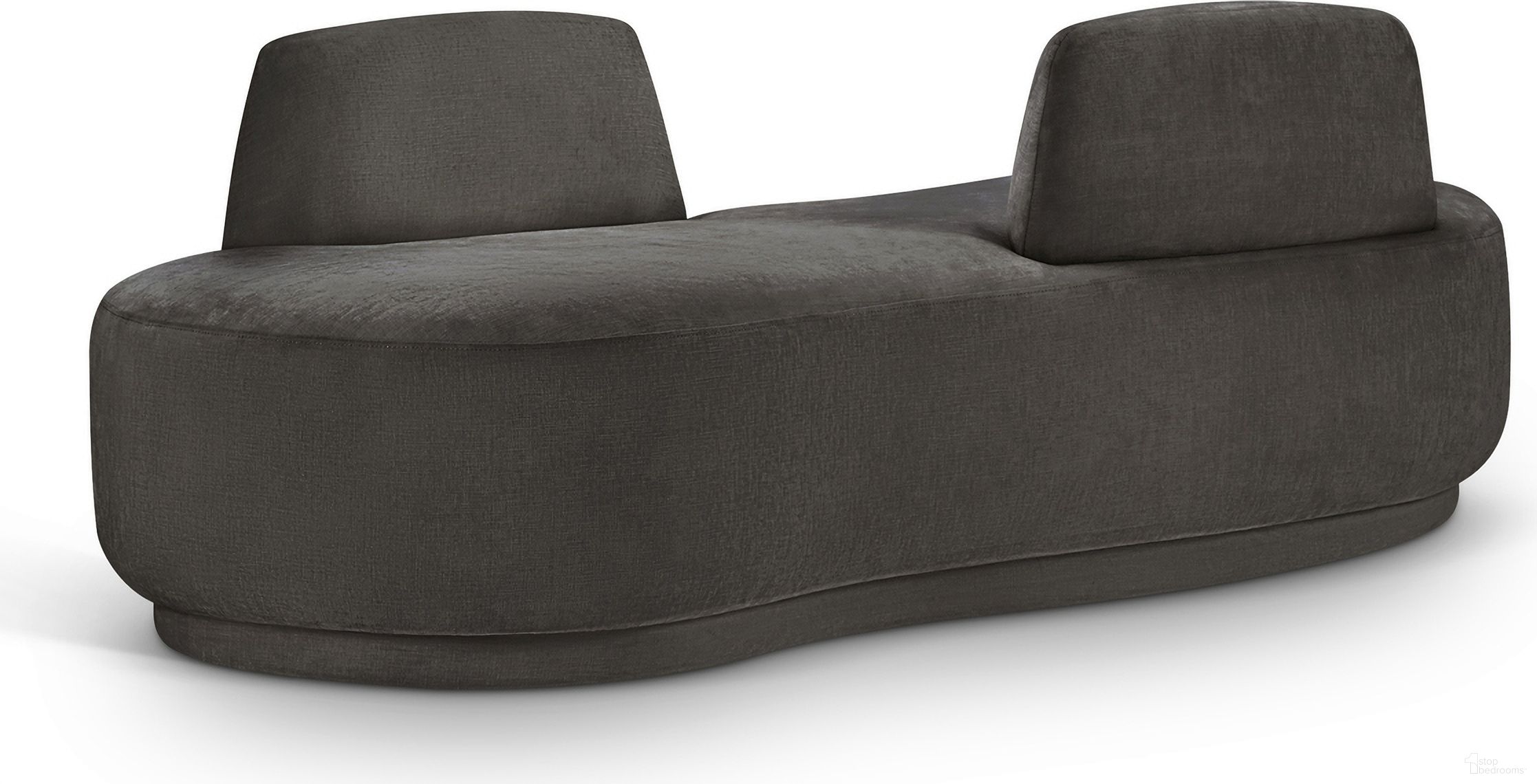 The appearance of Argyle Chenille Fabric Chaise/Loveseat In Grey designed by Meridian in the modern / contemporary interior design. This grey chenille piece of furniture  was selected by 1StopBedrooms from Argyle Collection to add a touch of cosiness and style into your home. Sku: 639Grey-Chaise. Material: Chenille.