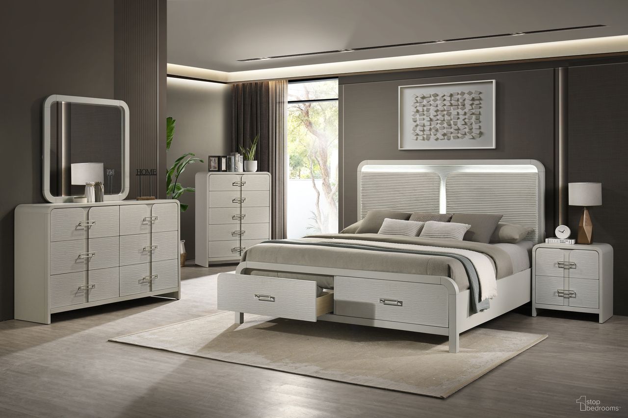 Aria Panel Bedroom Set In Beige