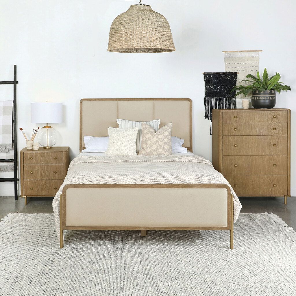 Arini Panel Bedroom Set In Sand Wash and Cream