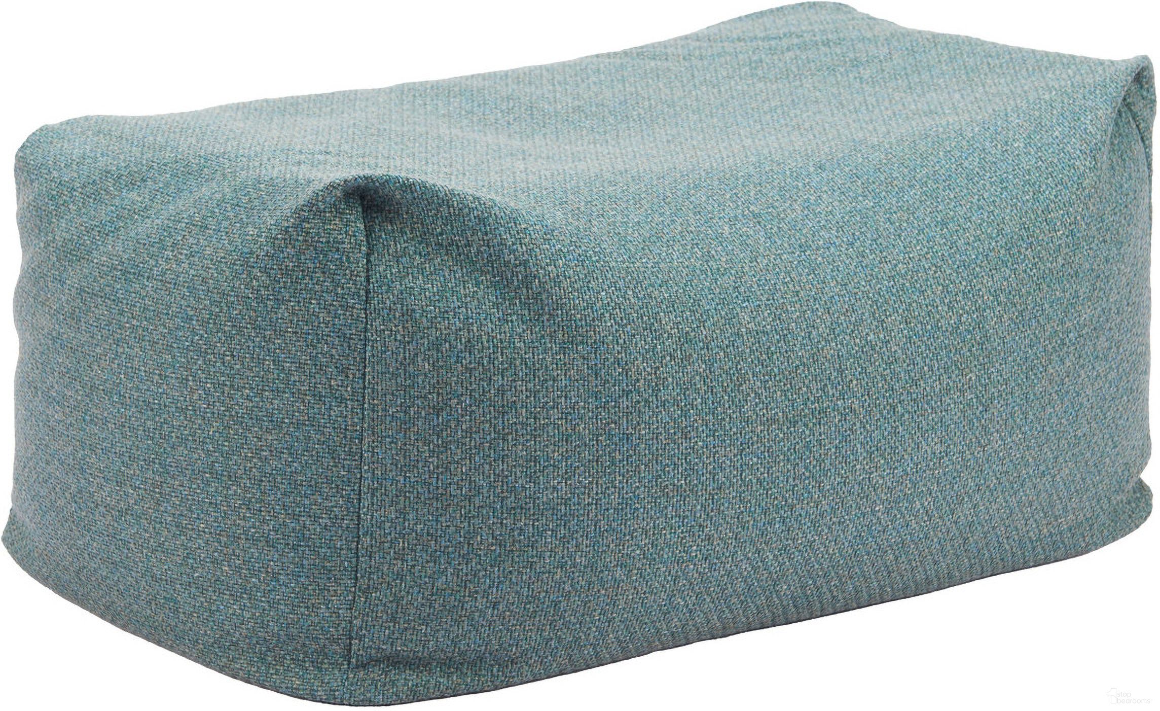 The appearance of Aroz Ottoman In Green designed by Zuo Modern in the modern / contemporary interior design. This green piece of furniture was selected by 1StopBedrooms from Aroz Collection to add a touch of cosiness and style into your home. Sku: 704118. Material: Olefin.