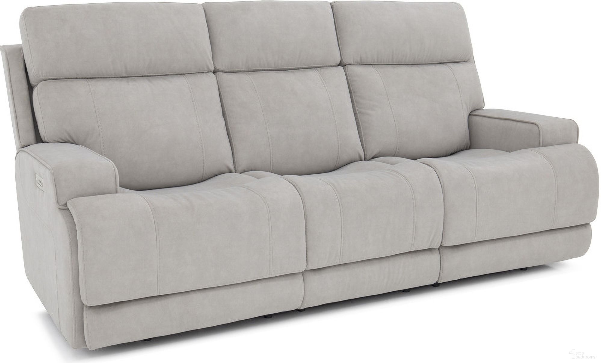 The appearance of Ashbee Zero Gravity Sofa with Power Recline, Power Head Rests and 3 Inch Footrest Extension In Dove designed by BarcaLounger in the modern / contemporary interior design. This dove piece of furniture was selected by 1StopBedrooms from Ashbee Collection to add a touch of cosiness and style into your home. Sku: 39PH1316214193. Material: Microfiber / Microsuede.