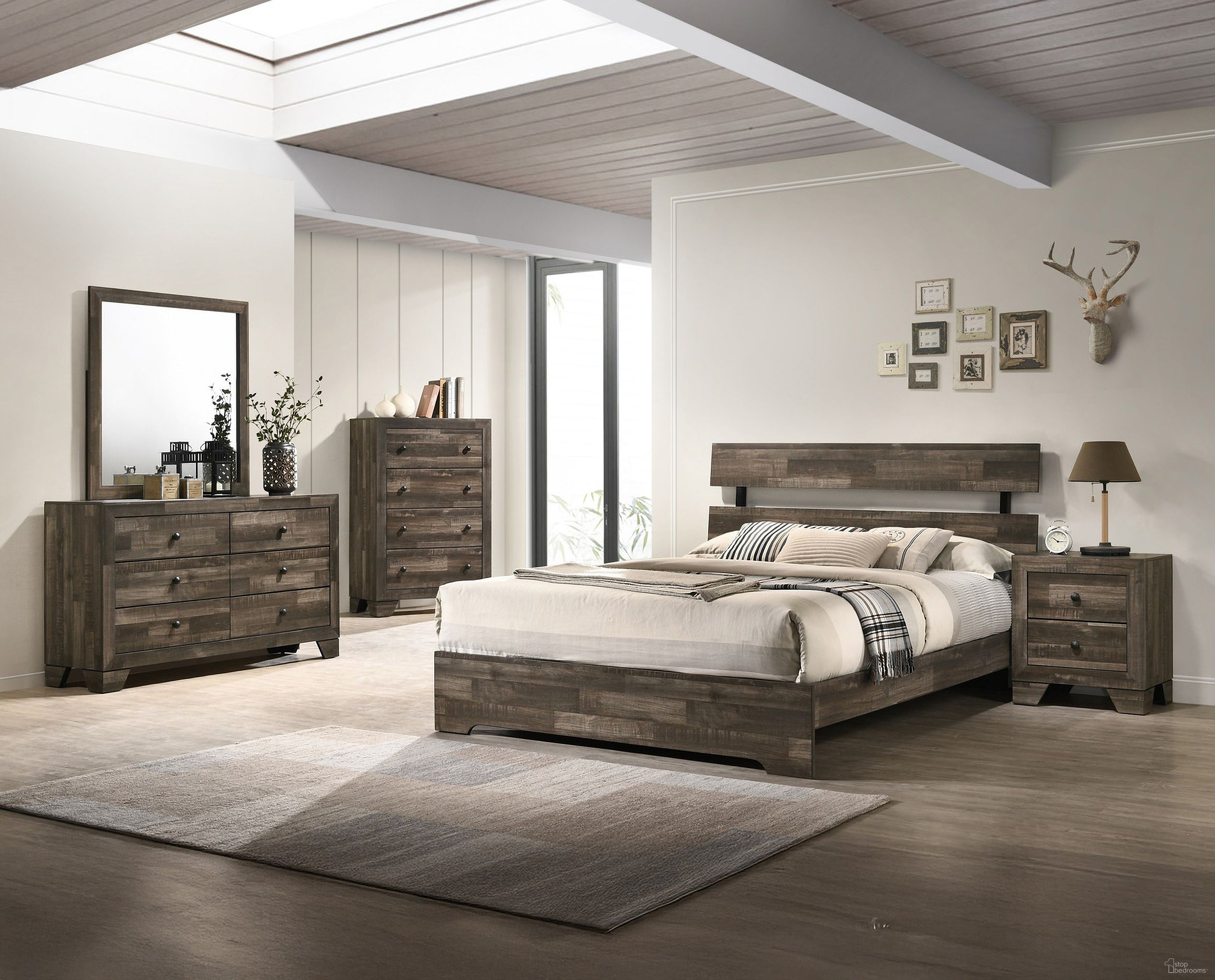 The appearance of Atticus Platform Bedroom Set In Gray designed by Crown Mark in the rustic / southwestern interior design. This gray piece of furniture  was selected by 1StopBedrooms from Atticus Collection to add a touch of cosiness and style into your home. Sku: B6980-Q-BED;B6980-2. Bed Size: King. Material: MDF.