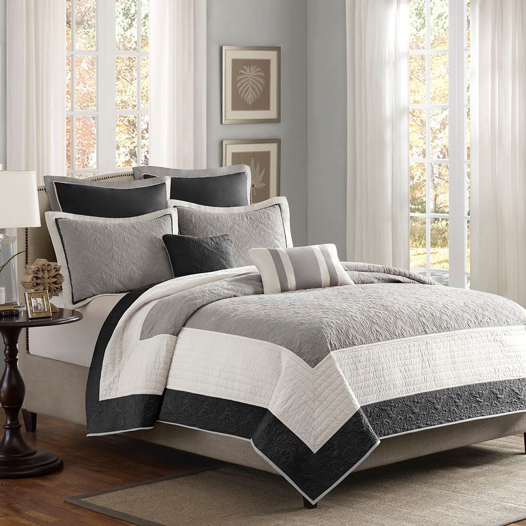 Attingham 7 Piece Quilt Set with Euro Shams and Throw Pillows In Black