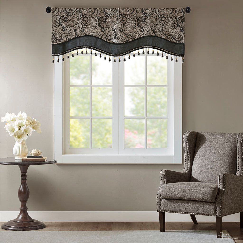 The appearance of Aubrey Jacquard Window Rod Pocket Valance with Beads In Black designed by Olliix in the traditional interior design. This black piece of furniture  was selected by 1StopBedrooms from Aubrey Collection to add a touch of cosiness and style into your home. Sku: MP41-4989. Material: Polyester.
