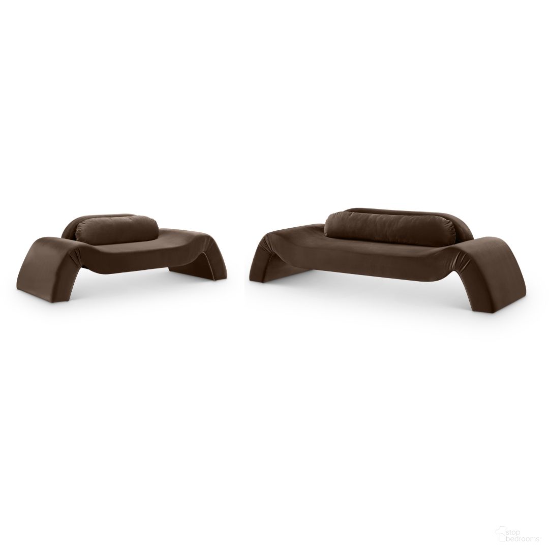 The appearance of Austin Living Room Set In Brown Velvet designed by Meridian in the modern / contemporary interior design. This brown velvet piece of furniture was selected by 1StopBedrooms from Austin Collection to add a touch of cosiness and style into your home. Sku: 44008Brown-S;44008Brown-L. Material: Velvet.
