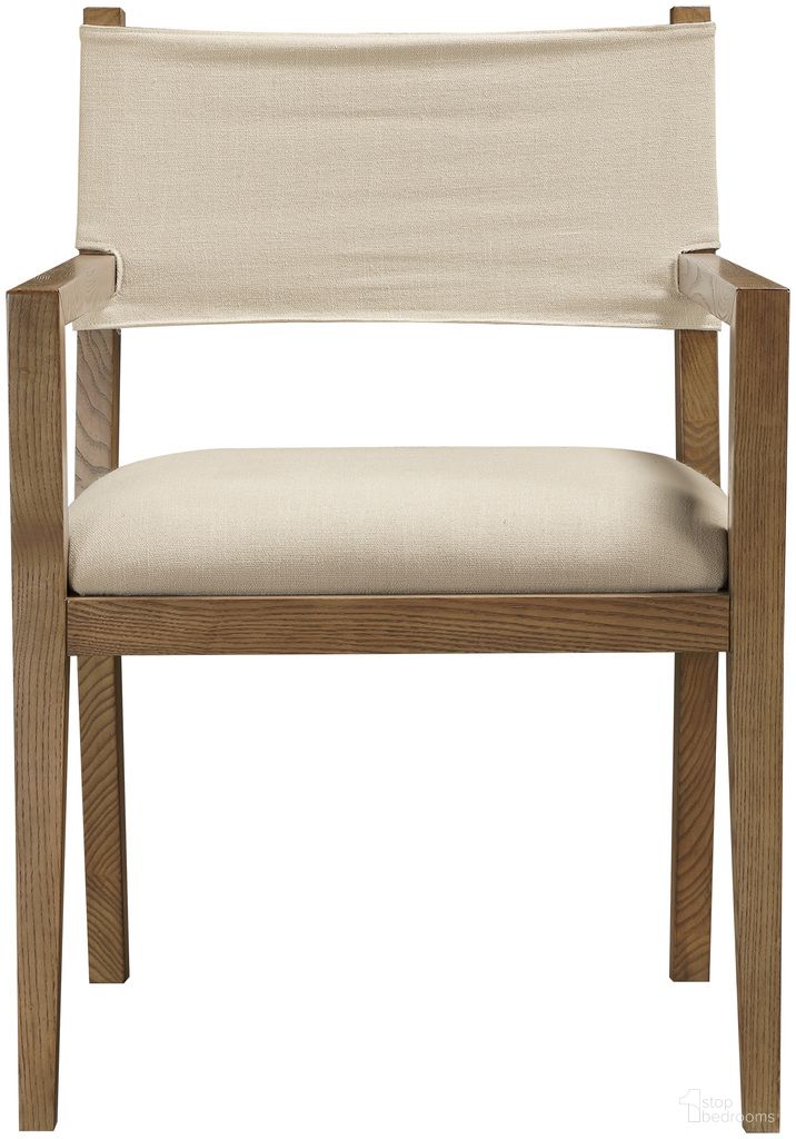 The appearance of Avon Linen Textured Performance Fabric Upholstered Dining Arm Chair In Beige and Stained Walnut designed by Meridian in the modern / contemporary interior design. This beige/stained walnut piece of furniture  was selected by 1StopBedrooms from Avon Collection to add a touch of cosiness and style into your home. Sku: 88014Beige-AC. Material: Linen. Chair Type: Arm Chair.
