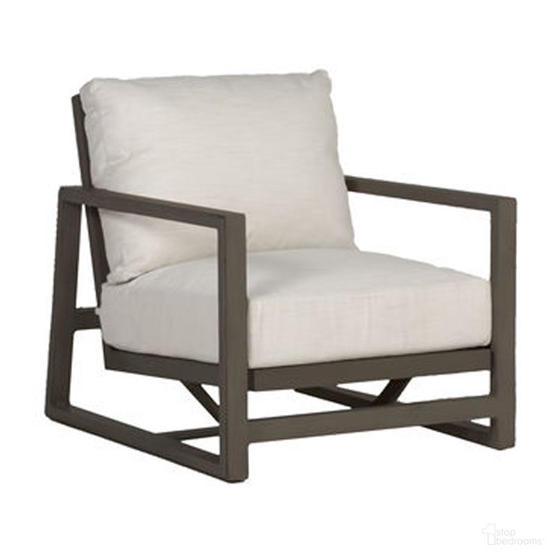 The appearance of Avondale Aluminum Lounge Chair In Cabana Stripe Fossil designed by Summer Classics in the transitional interior design. This cabana stripe fossil piece of furniture was selected by 1StopBedrooms from Avondale Aluminum Collection to add a touch of cosiness and style into your home. Sku: 340131+C595P439N. Material: Aluminum.