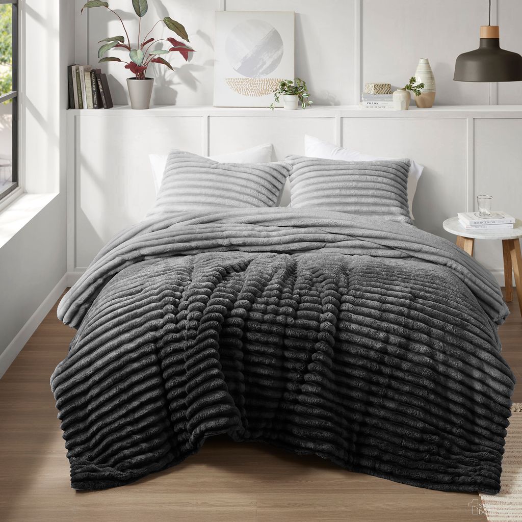 The appearance of Avril Fluffy Ribbed Plush Comforter Set In Grey Ombre designed by Olliix in the transitional interior design. This grey ombre piece of furniture was selected by 1StopBedrooms from Avril Collection to add a touch of cosiness and style into your home. Sku: AM10-0381. Material: Microfiber. Bed Size: Full.