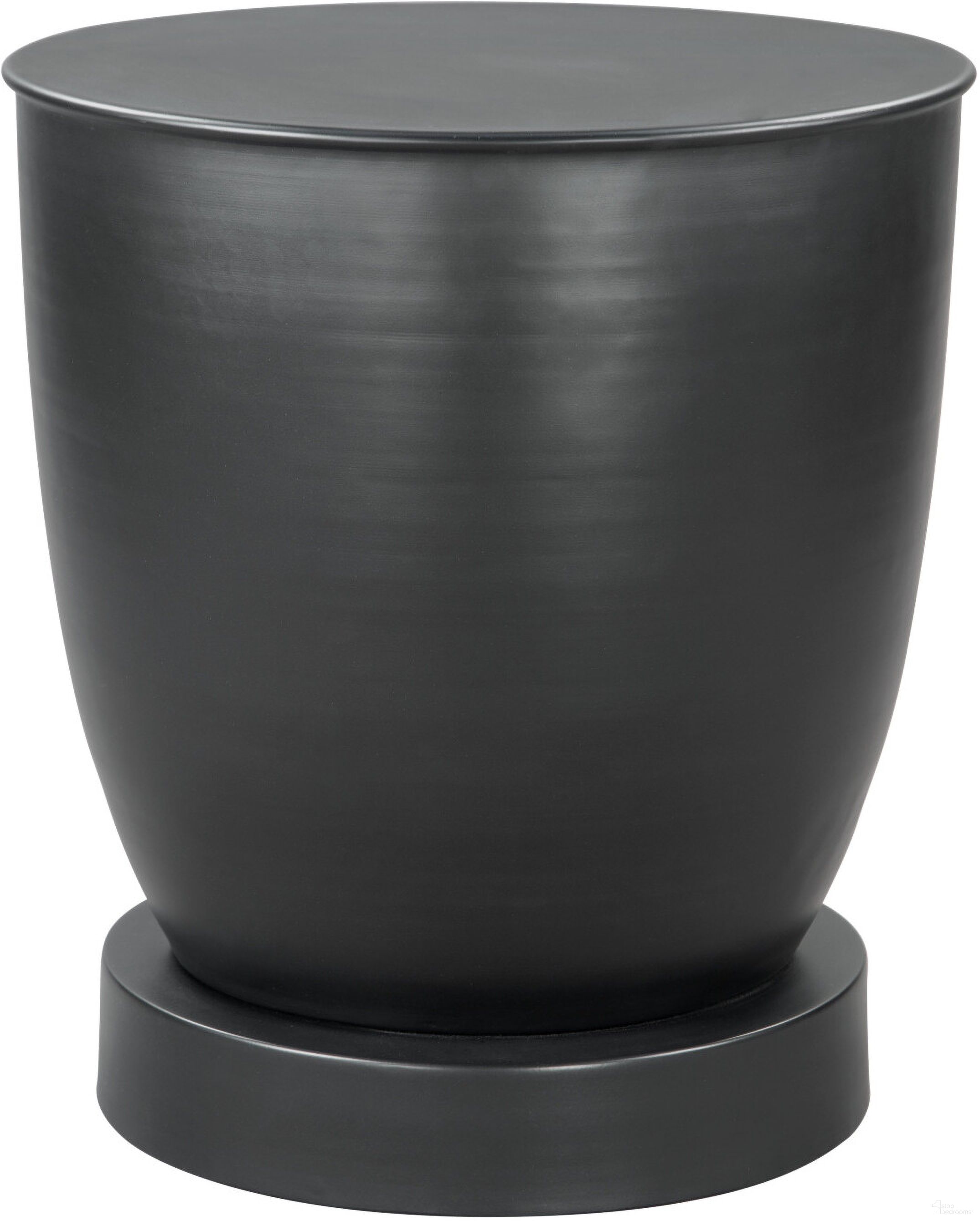 The appearance of Baku Side Table In Black designed by Zuo Modern in the modern / contemporary interior design. This black piece of furniture was selected by 1StopBedrooms from Baku Collection to add a touch of cosiness and style into your home. Sku: 109755. Material: Iron.
