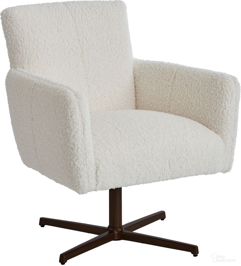 The appearance of Barclay Butera Upholstery Brooks Swivel Chair In Bronze designed by Barclay Butera in the transitional interior design. This bronze piece of furniture was selected by 1StopBedrooms from Barclay Butera Upholstery Collection to add a touch of cosiness and style into your home. Sku: 5303-11SWBR-40. Material: Wood.