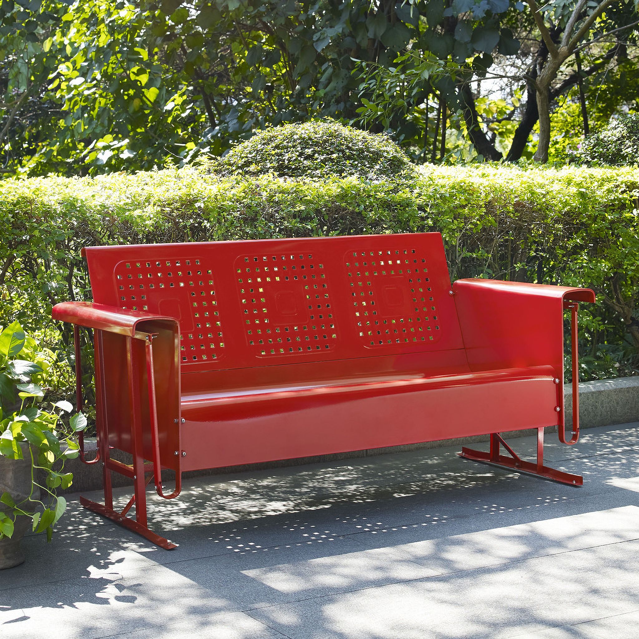 The appearance of Bates Retro Outdoor Conversation Set In Bright Red Gloss designed by Crosley Brands in the transitional interior design. This red piece of furniture was selected by 1StopBedrooms from Bates Collection to add a touch of cosiness and style into your home. Sku: CO1023-RE;CO1024-RE. Material: Steel.