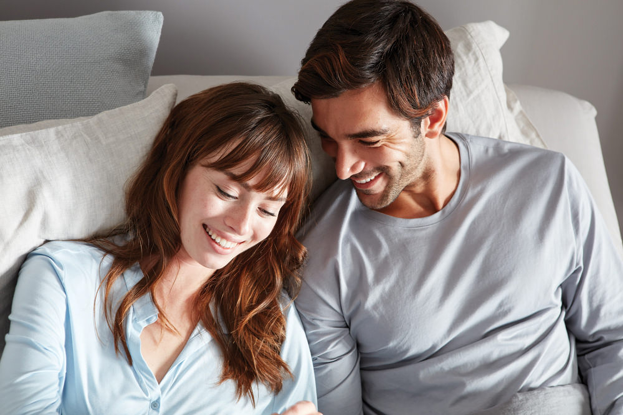 Beautyrest Silver BRS900 13inch Medium Euro Top Queen Mattress