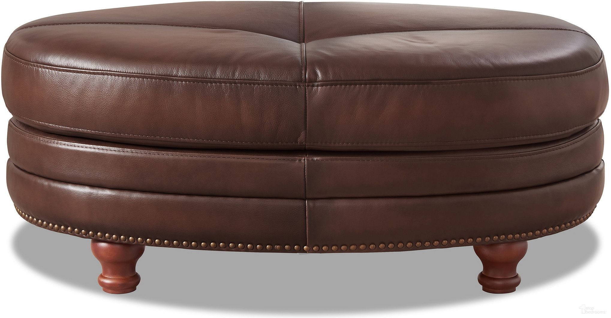 The appearance of Belfast Leather Ottoman In Caramel designed by Hydeline in the traditional interior design. This caramel piece of furniture was selected by 1StopBedrooms from Belfast Collection to add a touch of cosiness and style into your home. Sku: 66991-00V01-LS1868. Material: Leather.