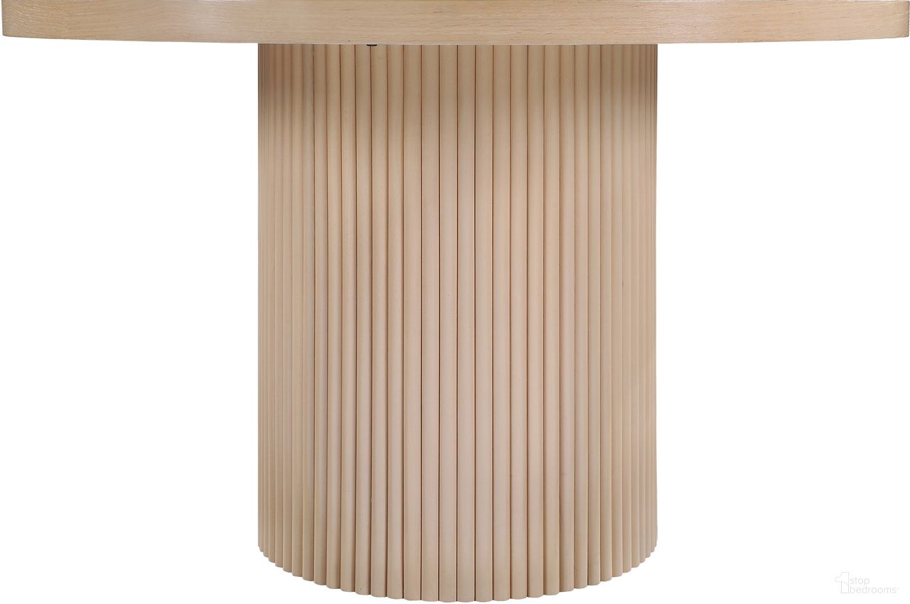 The appearance of Belinda Oak Veneer Dining Table In Natural and Oak designed by Meridian in the transitional interior design. This natural and oak piece of furniture  was selected by 1StopBedrooms from Belinda Collection to add a touch of cosiness and style into your home. Sku: 728Oak-T Box 1/2 (Table Top);728Oak-T Box 2/2 (Base). Table Base Style: Pedestal. Table Top Shape: Round. Size: 48". Material: Beech Solid Wood.