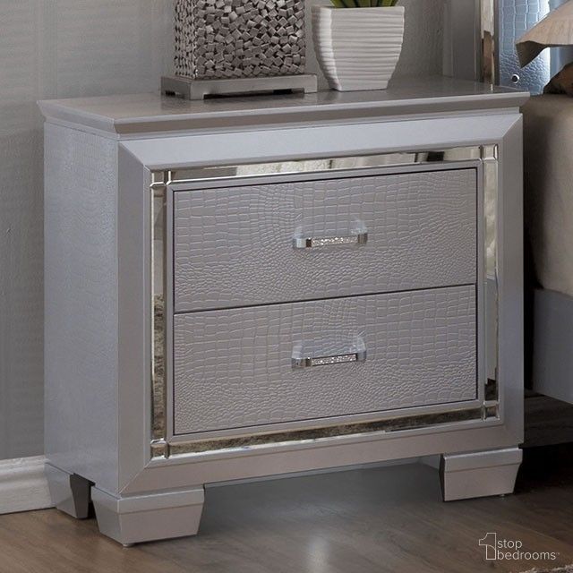 The appearance of Bellanova Silver Nightstand designed by Furniture of America in the modern / contemporary interior design. This silver piece of furniture was selected by 1StopBedrooms from Bellanova Collection to add a touch of cosiness and style into your home. Sku: CM7979SV-N. Material: Wood.