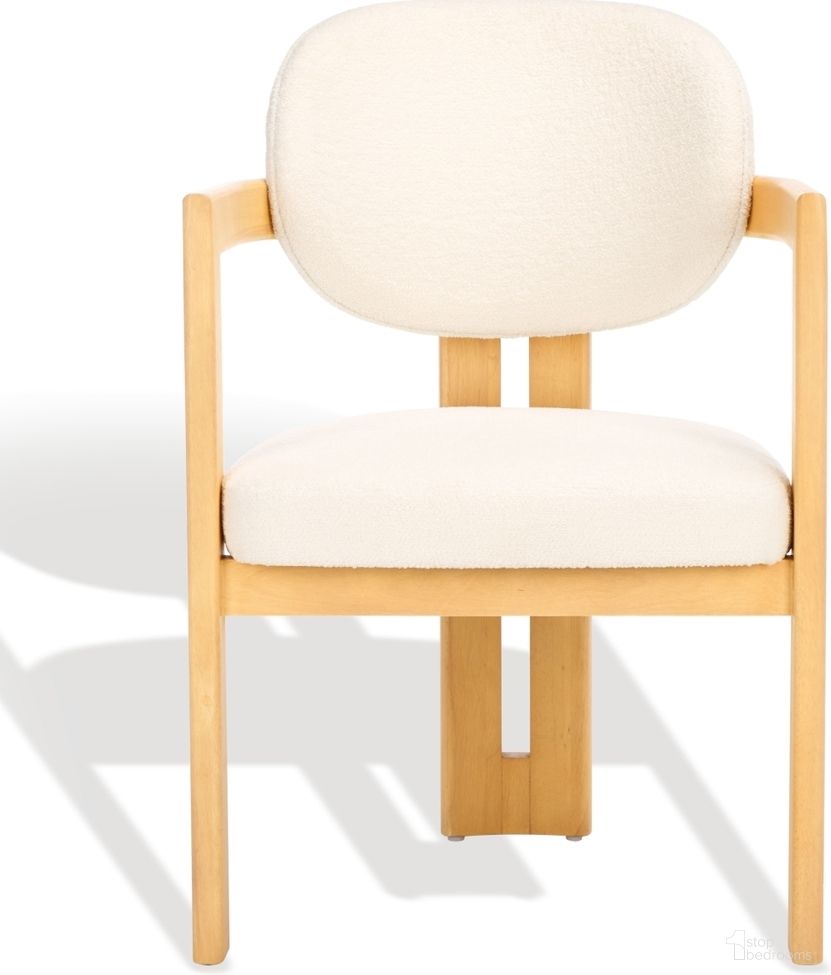 The appearance of Bellarose Arm Chair In Ivory and Natural designed by Safavieh Couture in the modern / contemporary interior design. This ivory and natural piece of furniture was selected by 1StopBedrooms from Bellarose Collection to add a touch of cosiness and style into your home. Sku: SFV7232A. Material: Wood. Chair Type: Arm Chair.