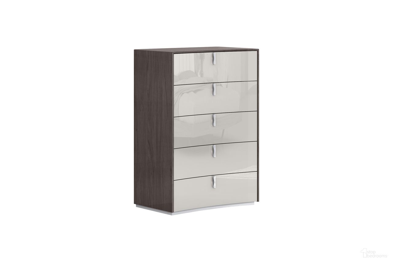The appearance of Berlin 5 Drawers Chest of Drawers In Chestnut and Light Grey designed by Whiteline Modern Living in the modern / contemporary interior design. This chestnut/light grey piece of furniture was selected by 1StopBedrooms from Berlin Collection to add a touch of cosiness and style into your home. Sku: CD1754-CNUT/LGRY.