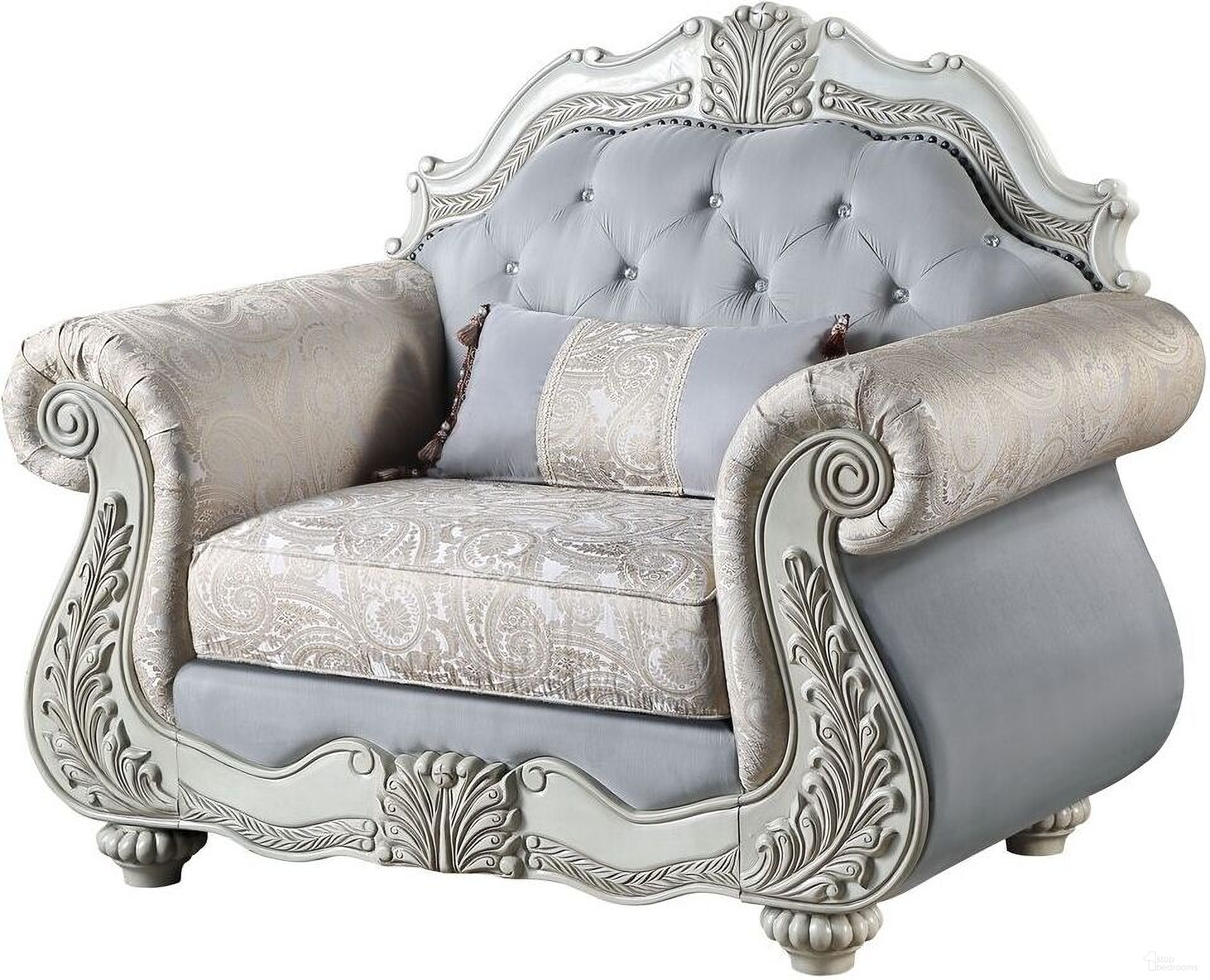 The appearance of Bianello Chair In Vintage Ivory designed by New Classic in the modern / contemporary interior design. This ivory piece of furniture  was selected by 1StopBedrooms from Bianello Collection to add a touch of cosiness and style into your home. Sku: U2521-10A;U2521-10B. Material: Fabric.