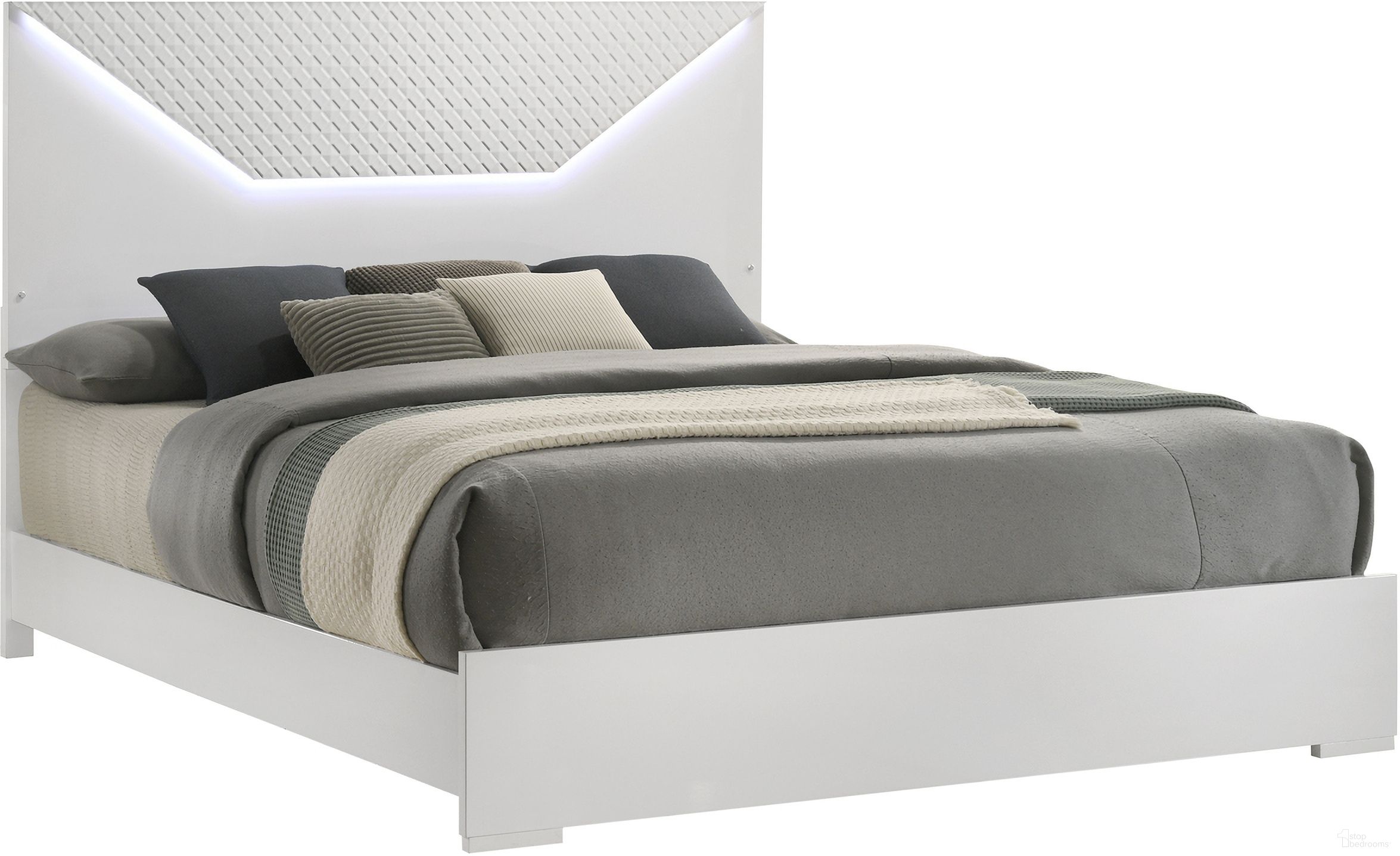 Blanca Queen Panel Bed In White