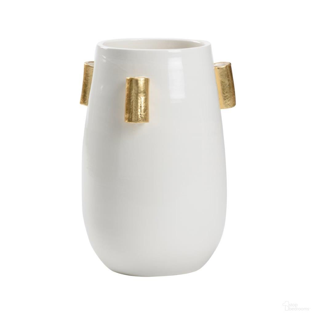 The appearance of Blanco Vaso In White and Cream designed by Wildwood in the modern / contemporary interior design. This white/cream piece of furniture  was selected by 1StopBedrooms from Wildwood Collection to add a touch of cosiness and style into your home. Sku: 302485. Material: Ceramic.