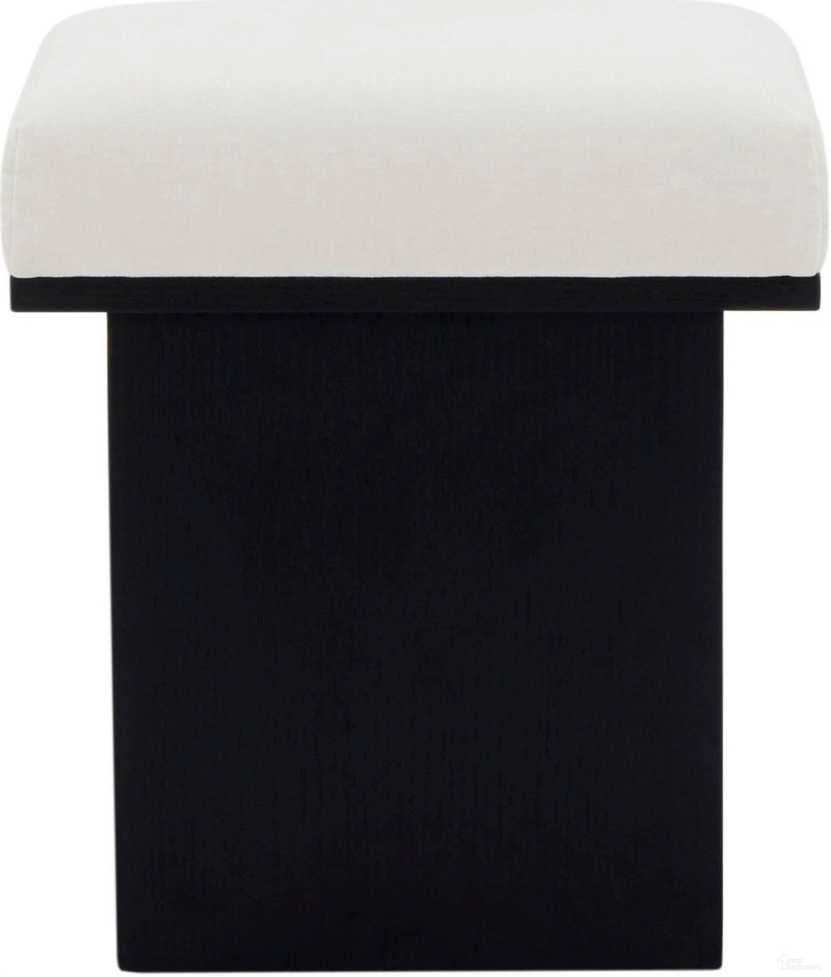 The appearance of Bourke Velvet and Wood Square Ottoman In Ivory and Black designed by Safavieh Couture in the modern / contemporary interior design. This ivory and black piece of furniture  was selected by 1StopBedrooms from Bourke Collection to add a touch of cosiness and style into your home. Sku: SFV5135C. Material: Wood.